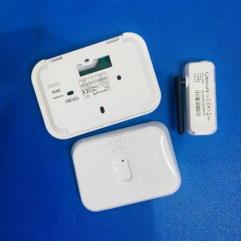 Salus it500 internet thermostat and boiler compliant RT520RF - Own4Less