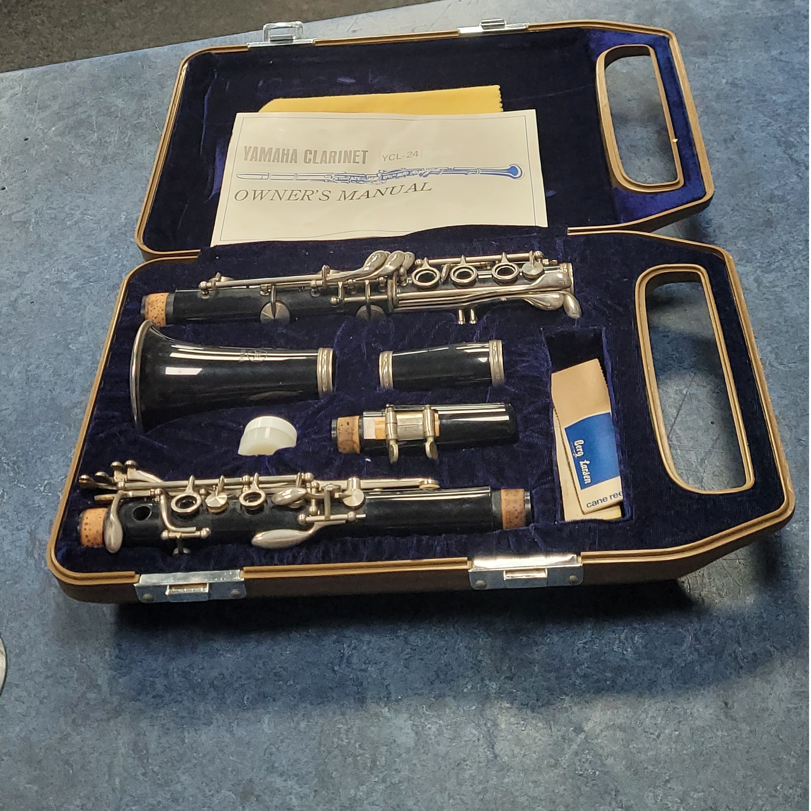 Product photo for Yamaha Clarinet in carry case