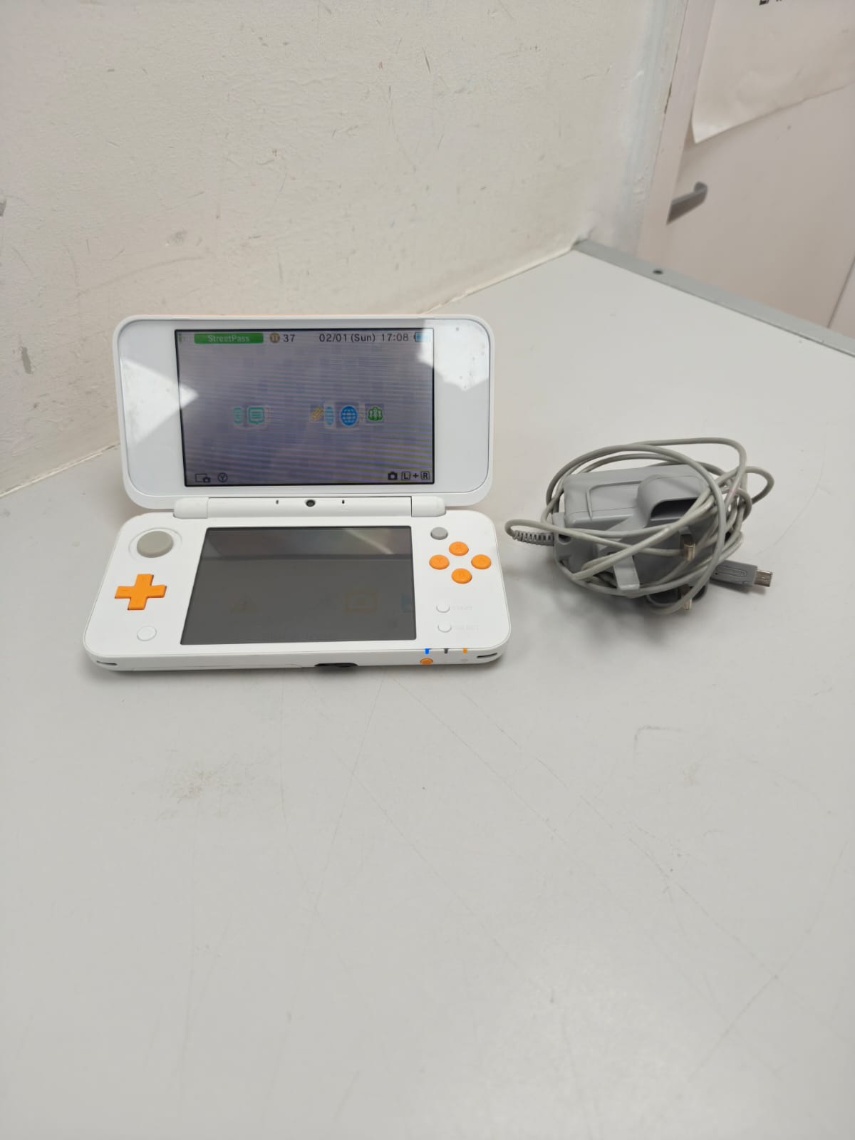 Product photo for ‘New’ Nintendo 2DS XL White + Orange Console - USED