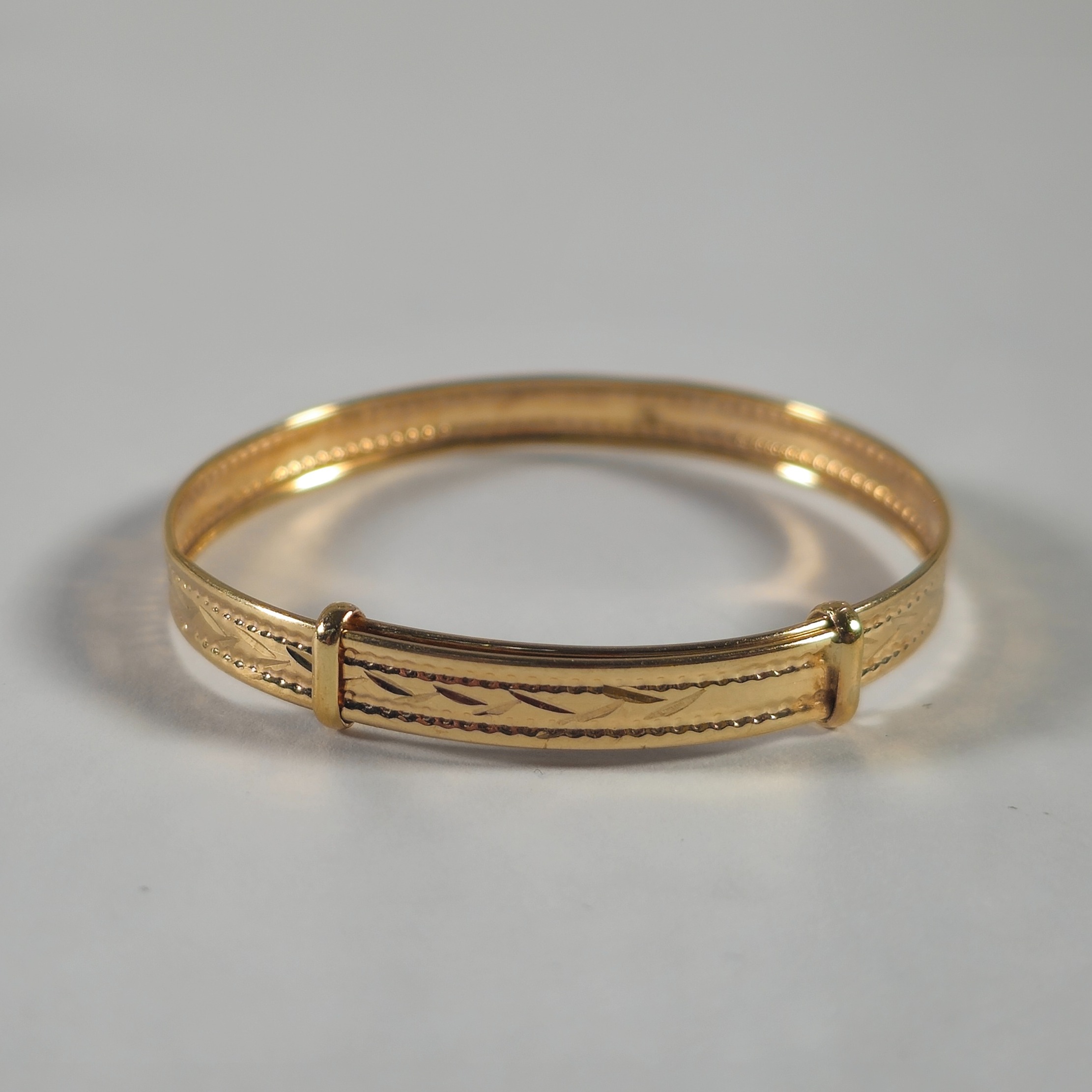 Product photo for 9ct Gold Baby Bangle