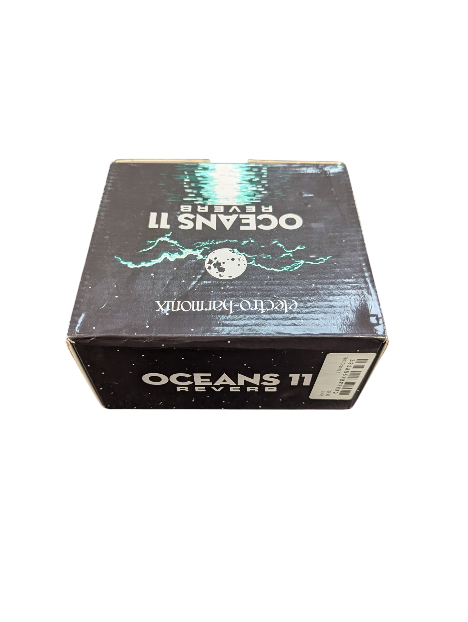 Product photo for Electro-Harmonix Oceans 11 Reverb Pedal Boxed with Power supply
