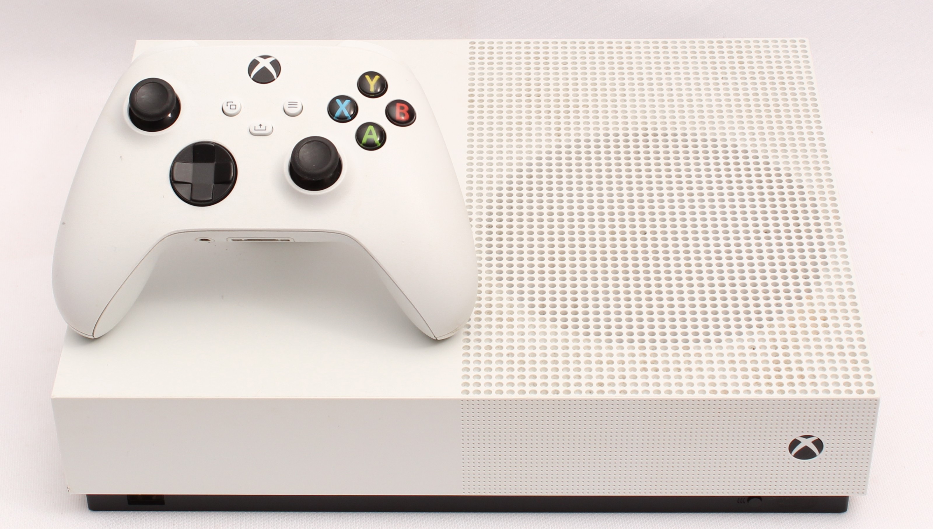 Product photo for Microsoft Xbox One S 1TB Digital Edition Home Games Console - White (U)