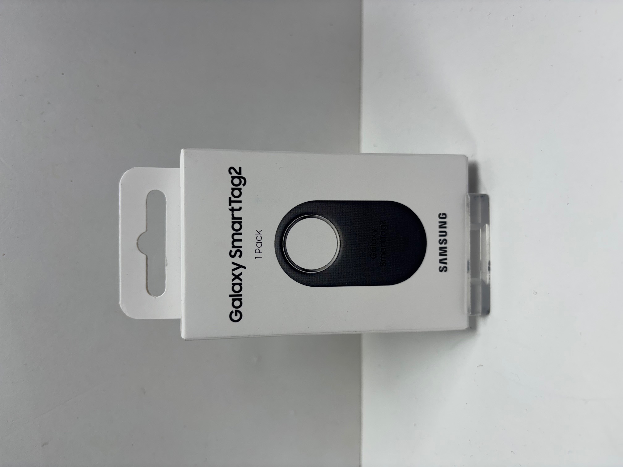 Product photo for samsung tag 2 black samsung smart tag 2
