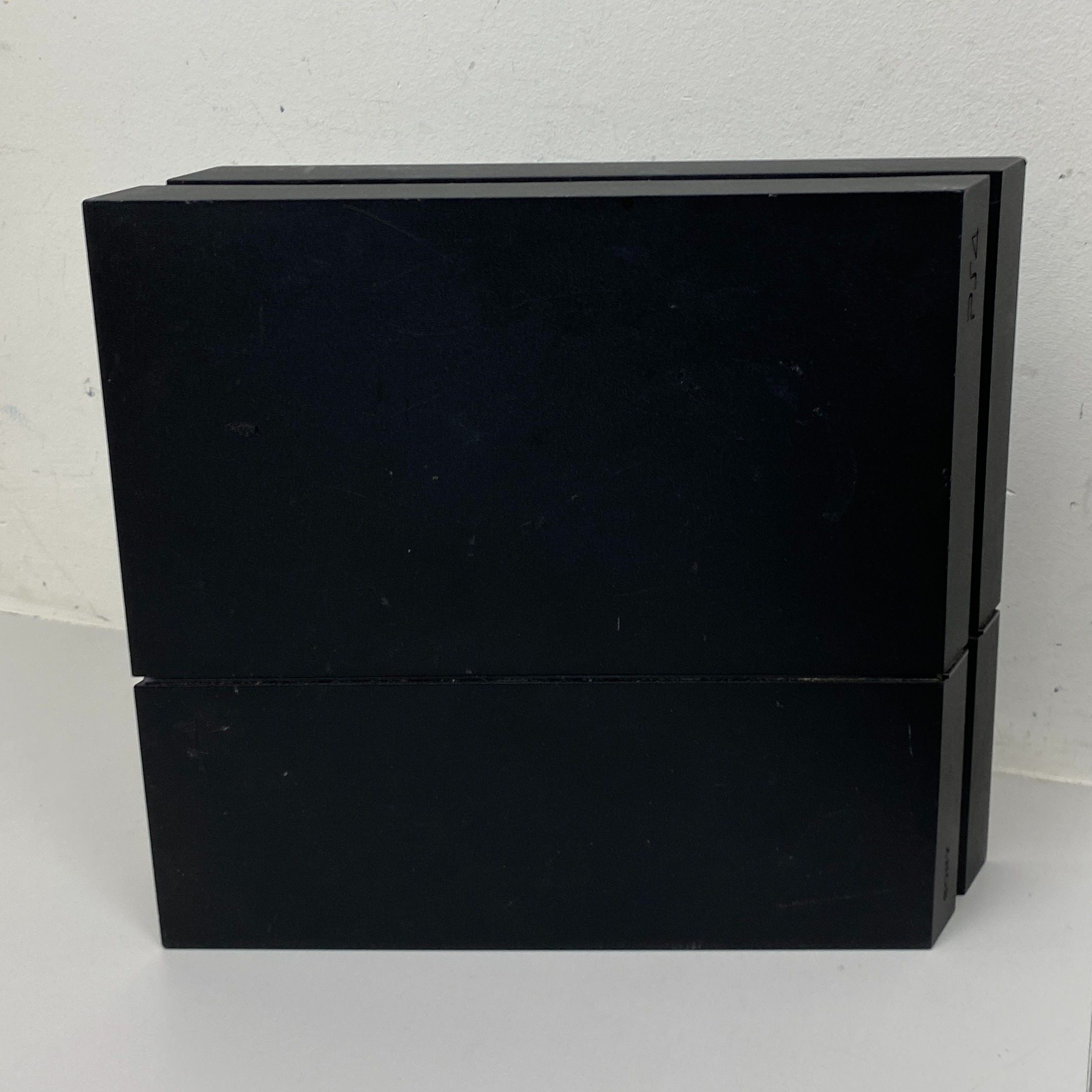 Product photo for Sony Ps4 Original 500GB Console Only