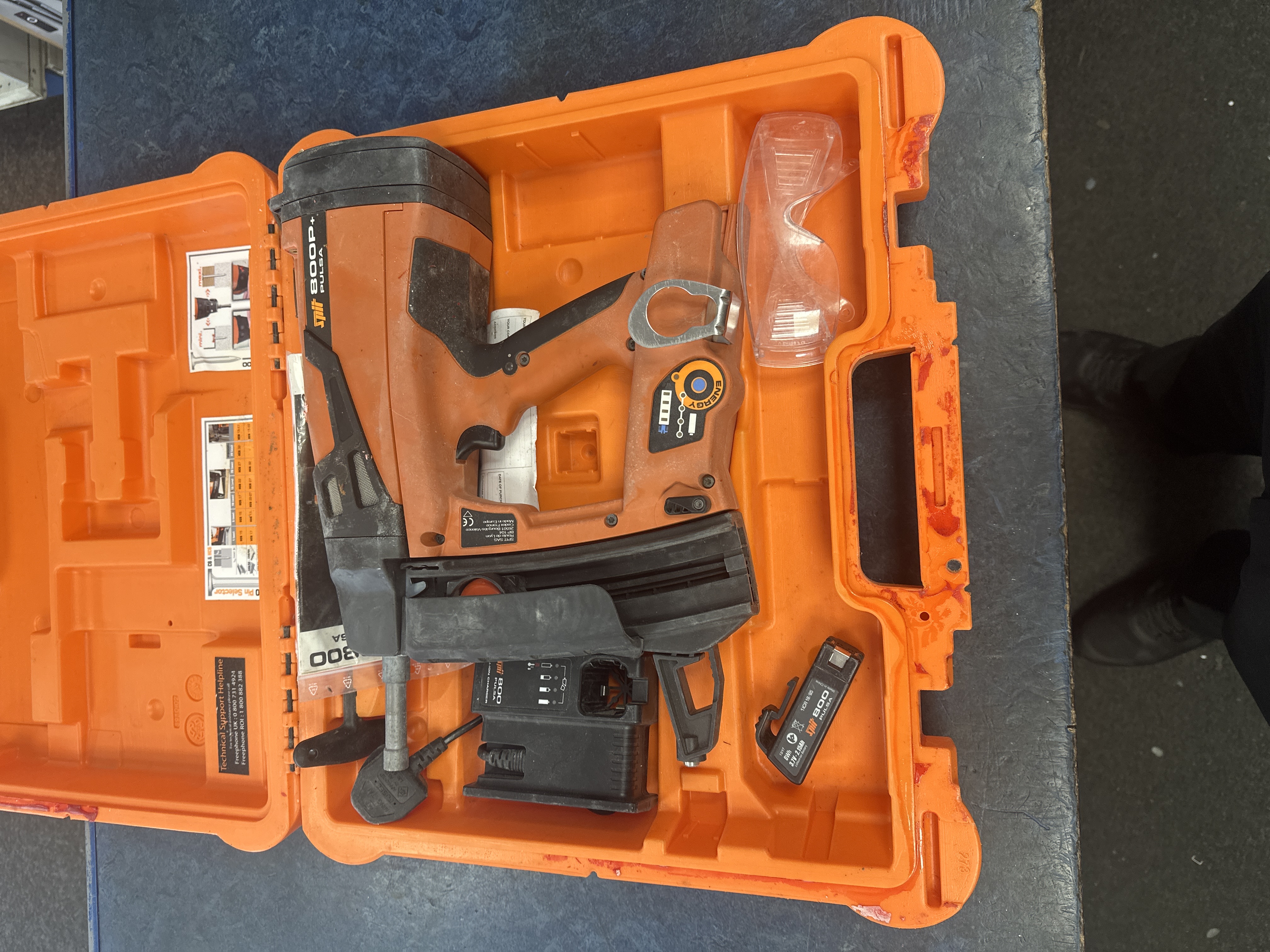 Product photo for Spit 800p+ pulsa nail gun