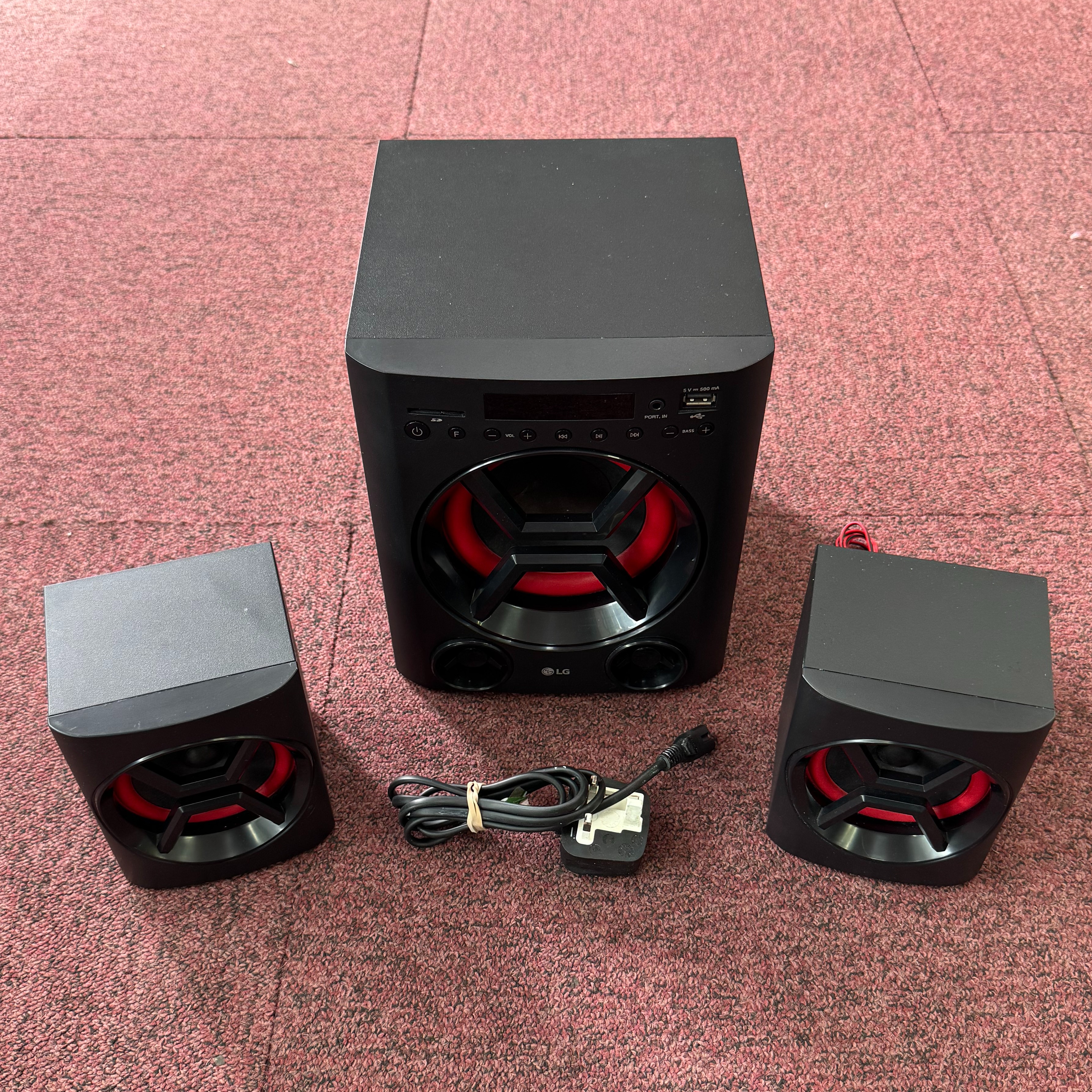 Product photo for LG 2.0 LK72B Speaker System
