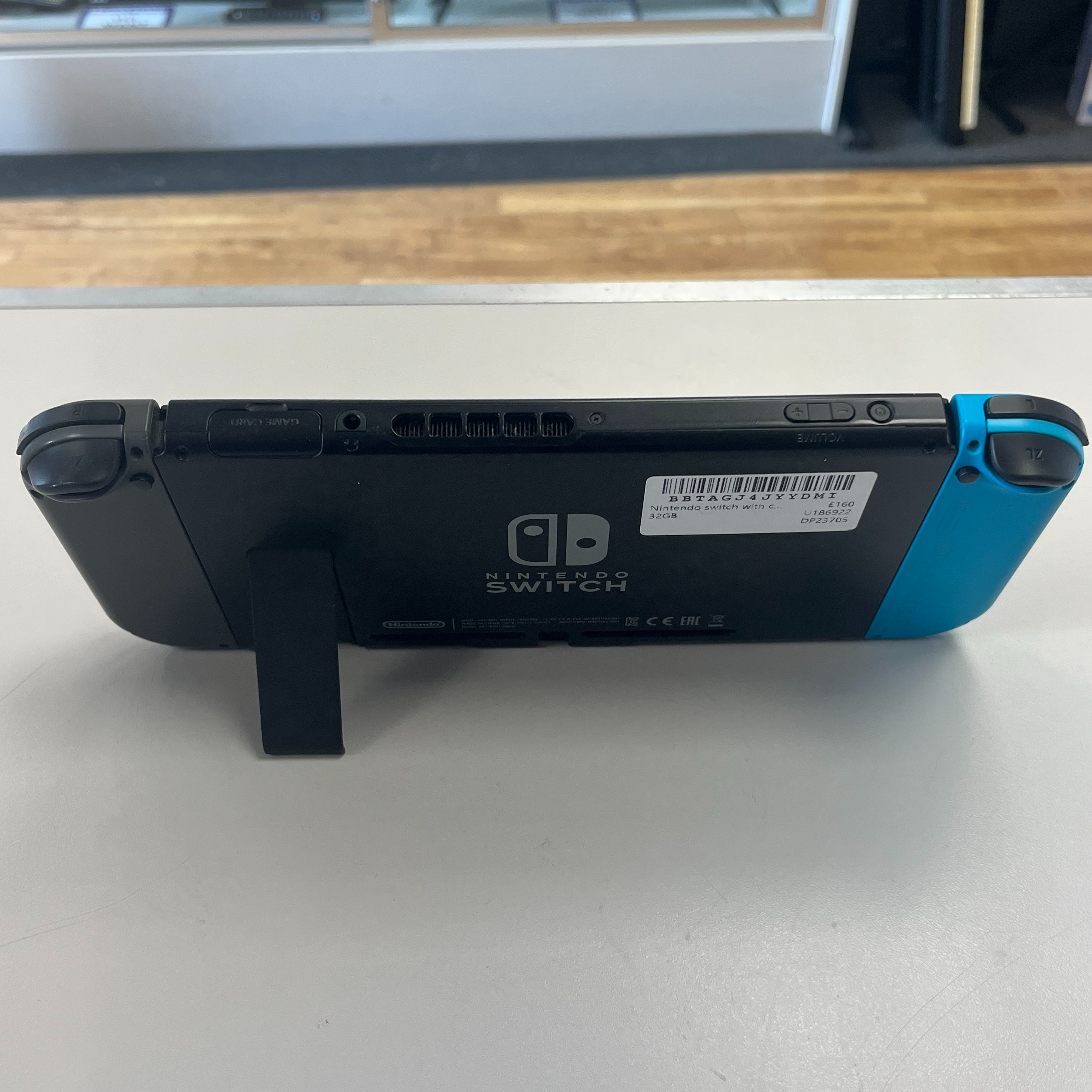 Product Image 4