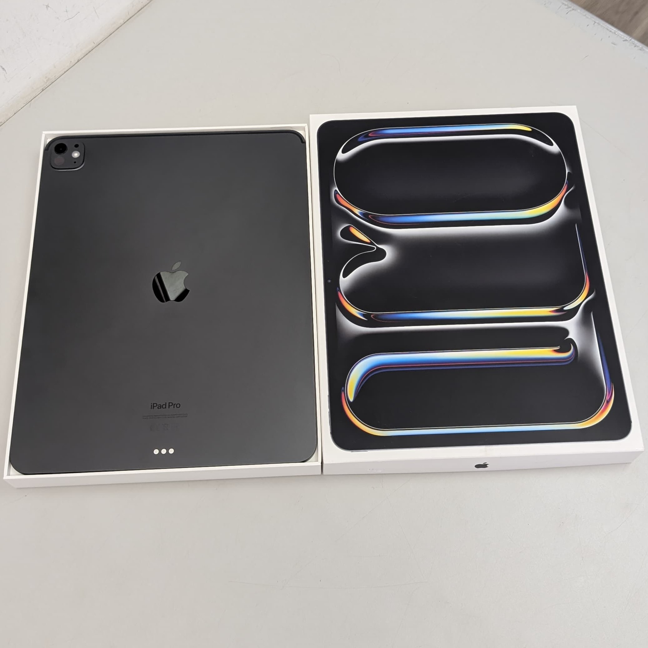 Product photo for Apple iPad Pro M4 13-inch 256GB WIFI - 100%BH Warranty