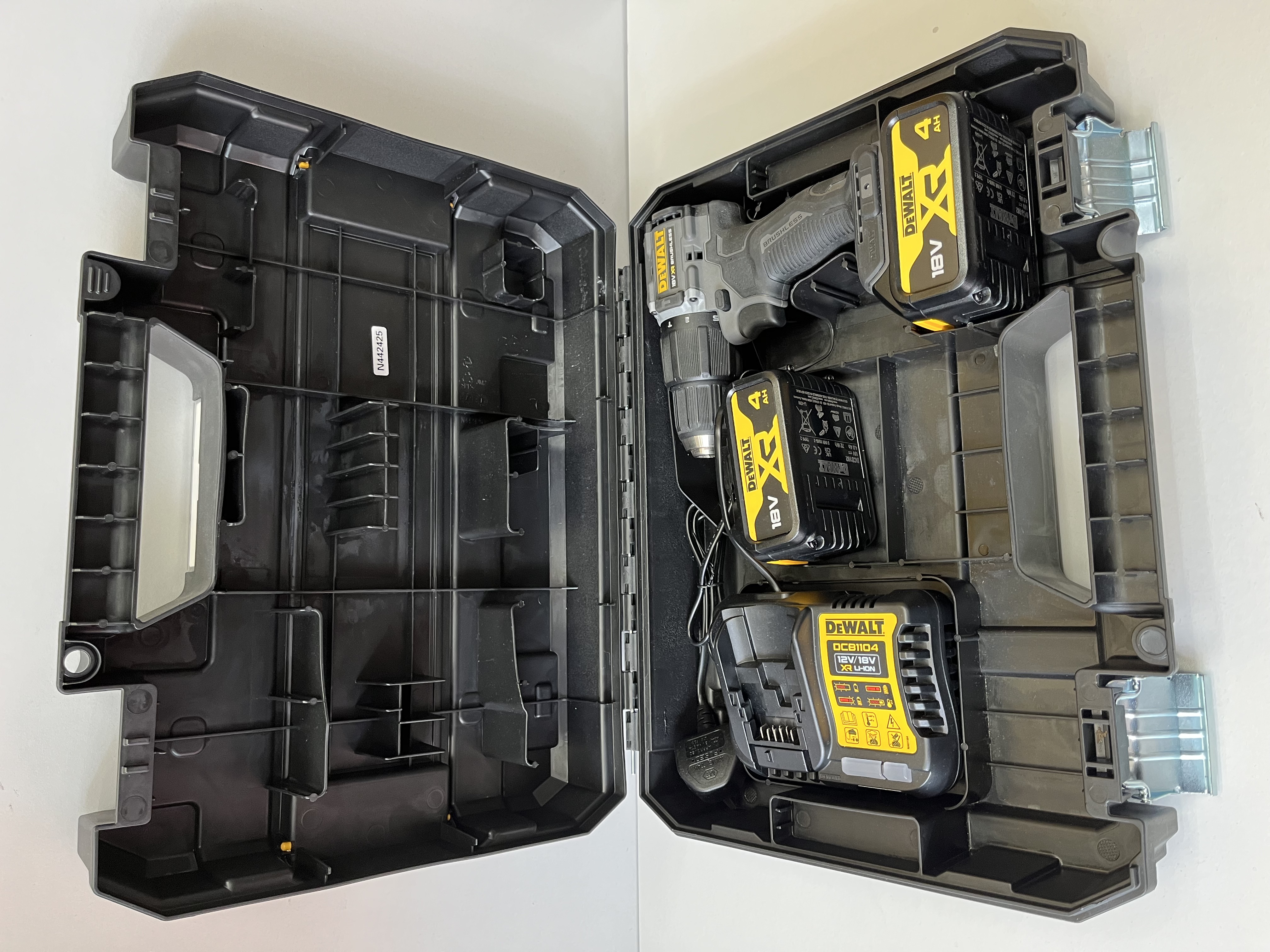 Product photo for DeWalt 18v Brushless Drill DCD100
