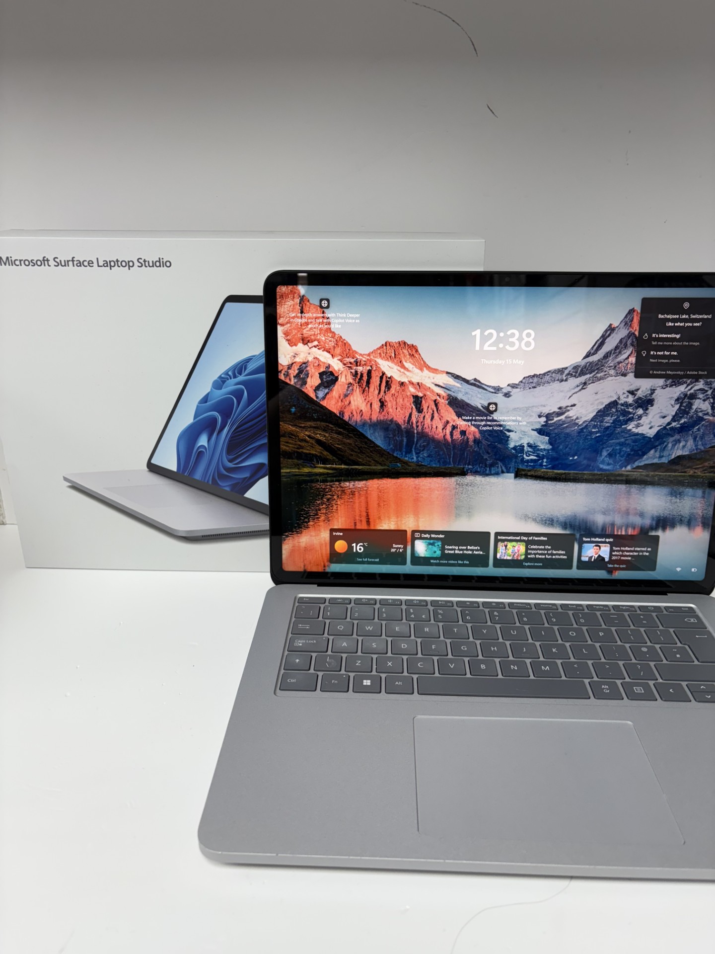 Product photo for microsoft MICROSOFT SURFACE STUDIO INTEL CORE I7 11TH GEN @3.30GHz 16GB RAM WINDOWS 11 512GB SSD BOXED