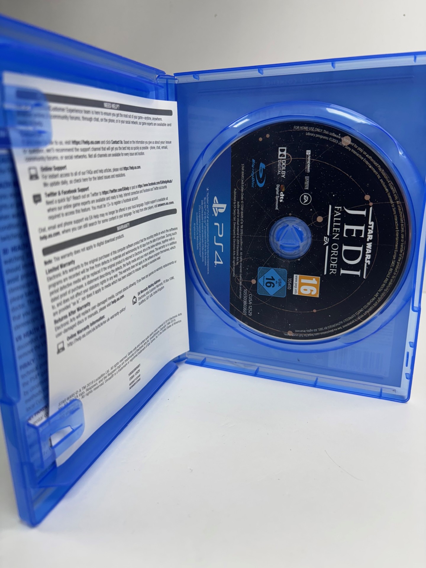 Product photo for ps4 game star wars jedi fallen order