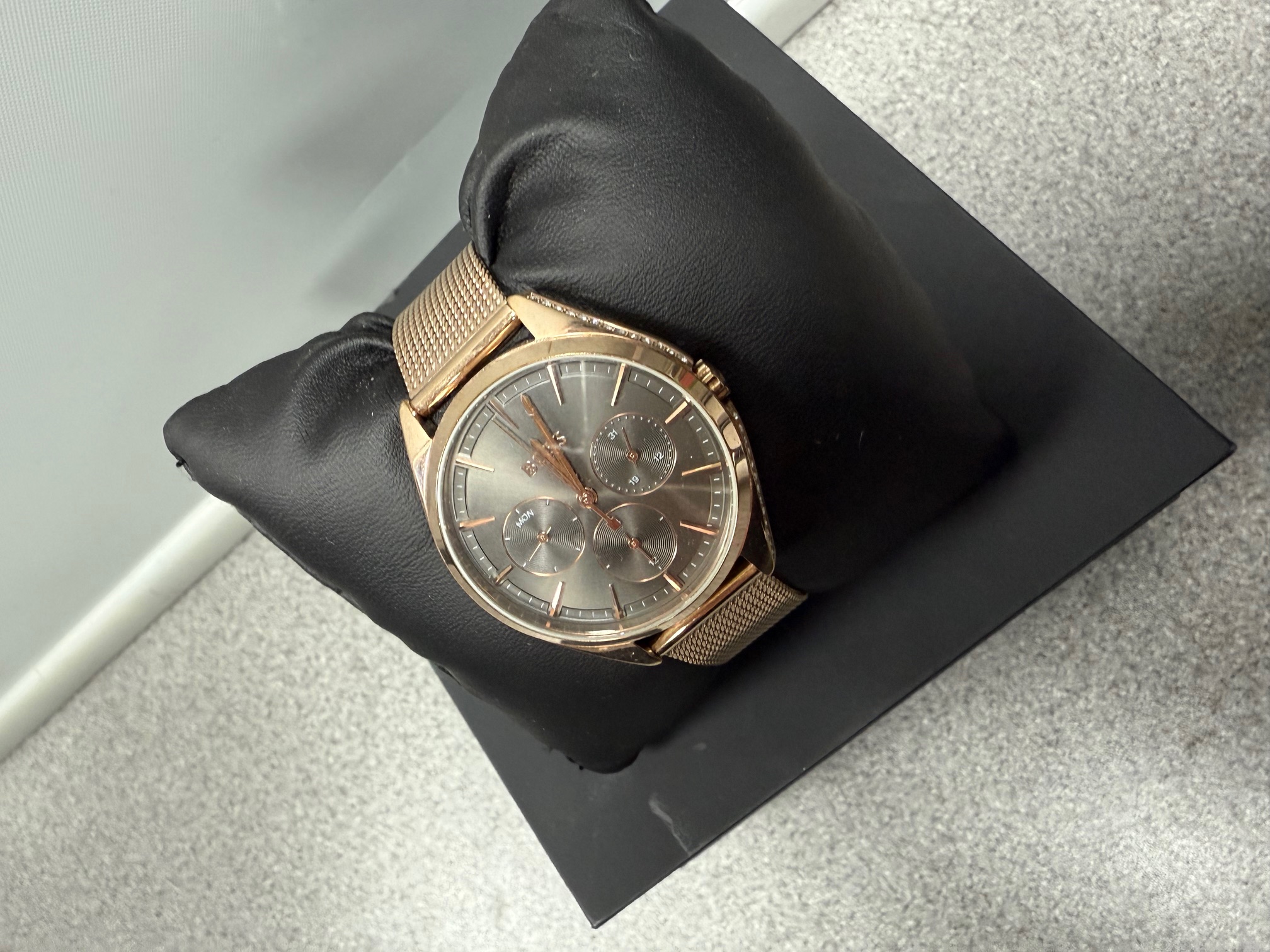 Product photo for hugo boss ladies watch