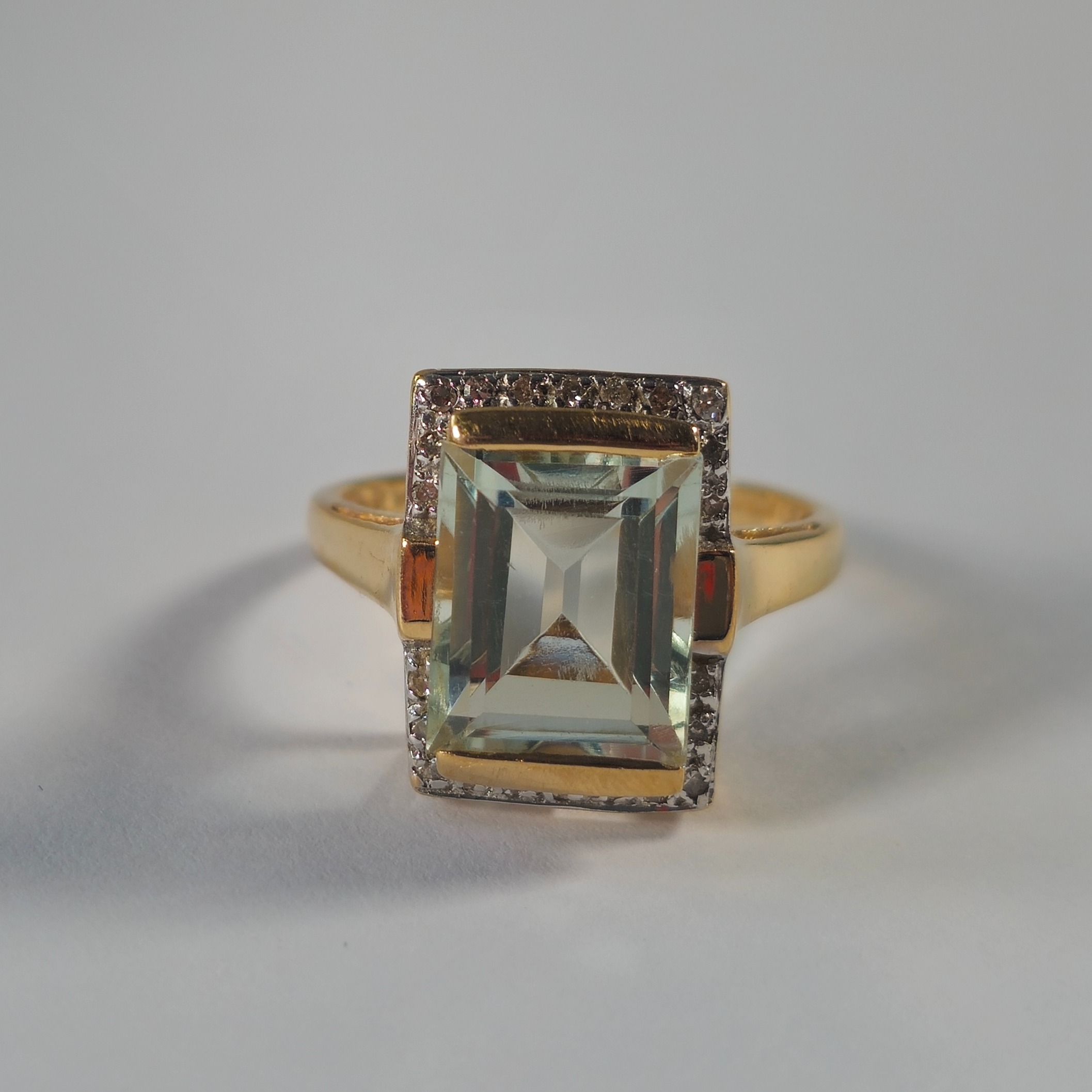 Product photo for 9ct Gold 0.11ct Diamond & 3.94ct Mint Quartz Rectangular Ring Size O1/2