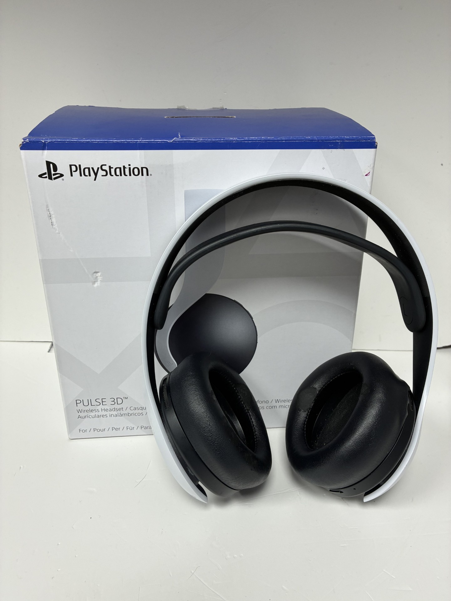 Product photo for SONY playstation pulse 3d BOXED