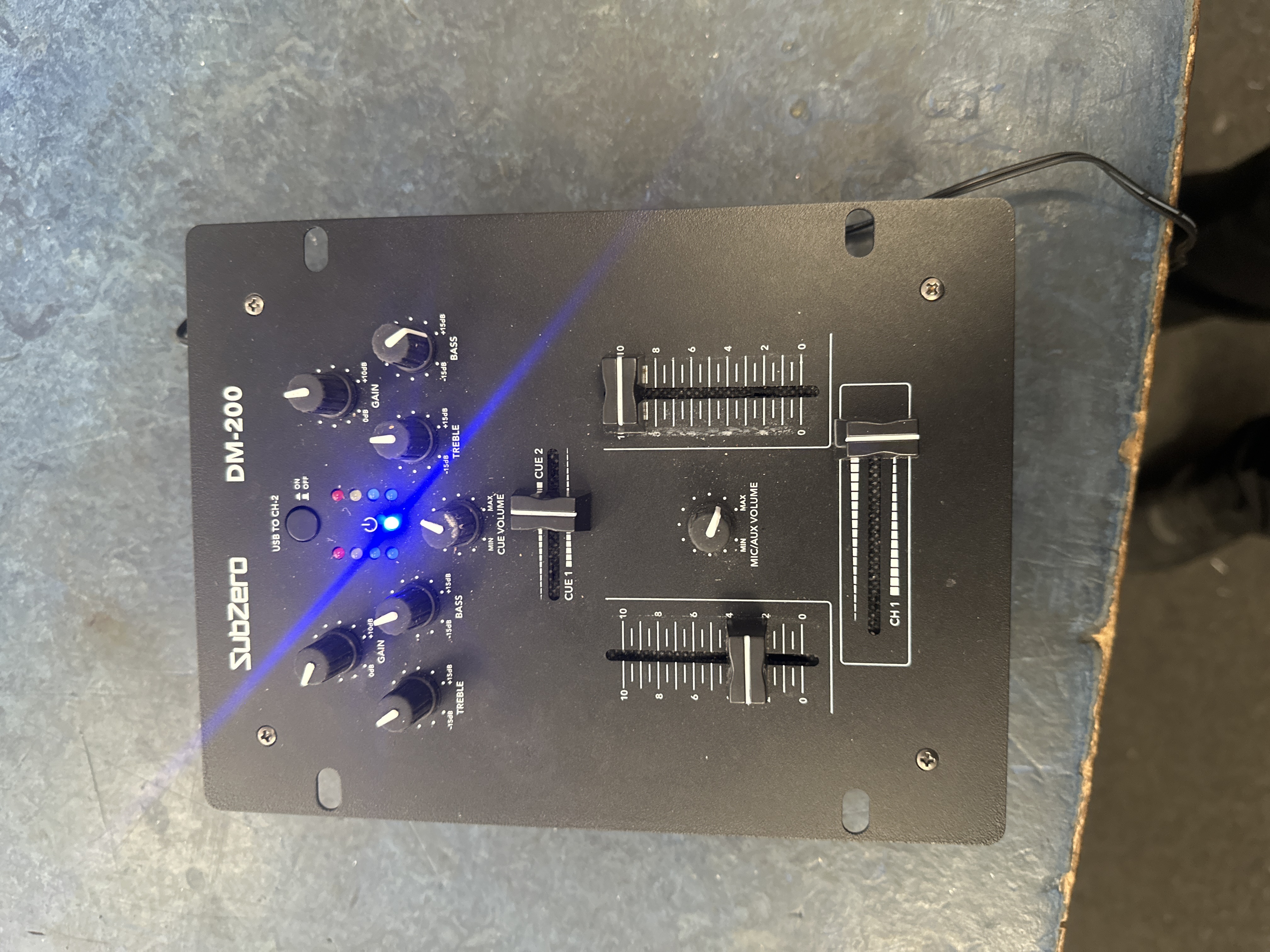 Product photo for Sub zero  sub zero dm 200