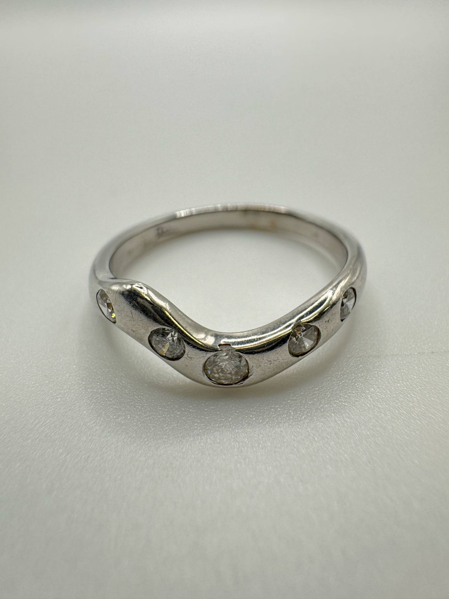 Product photo for 18ct White Gold Fashioned Apex Diamond Ring