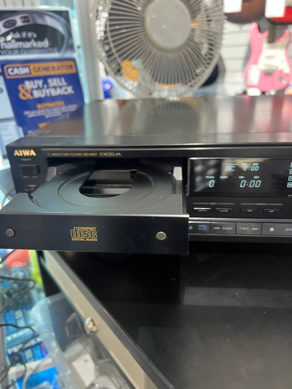 Product photo for aiwa compact disc player xc-007