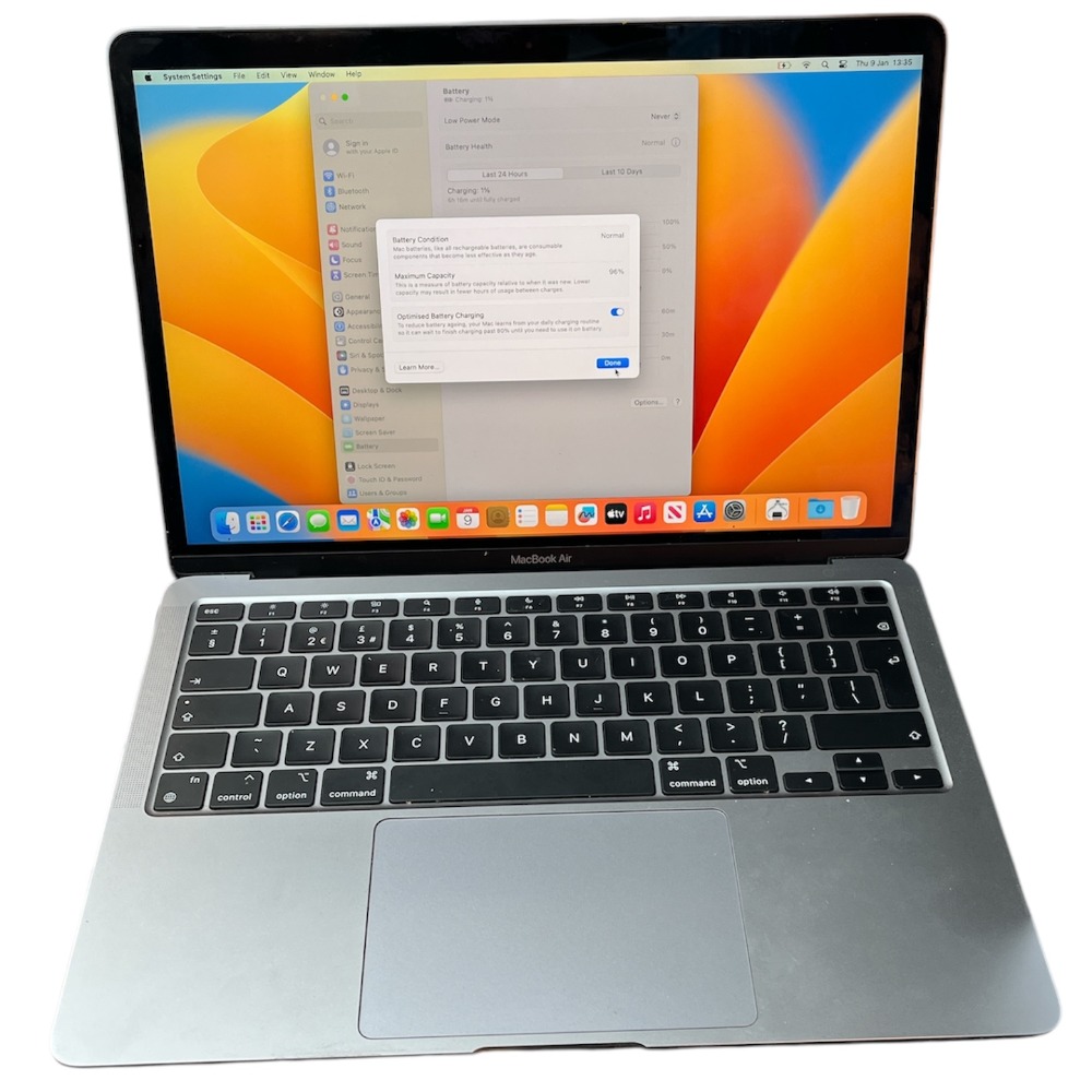 Product photo for Macbook Air 10,1 A2337 - 8GB RAM, 256GB HDD, M1 *SALE WAS £419.95*