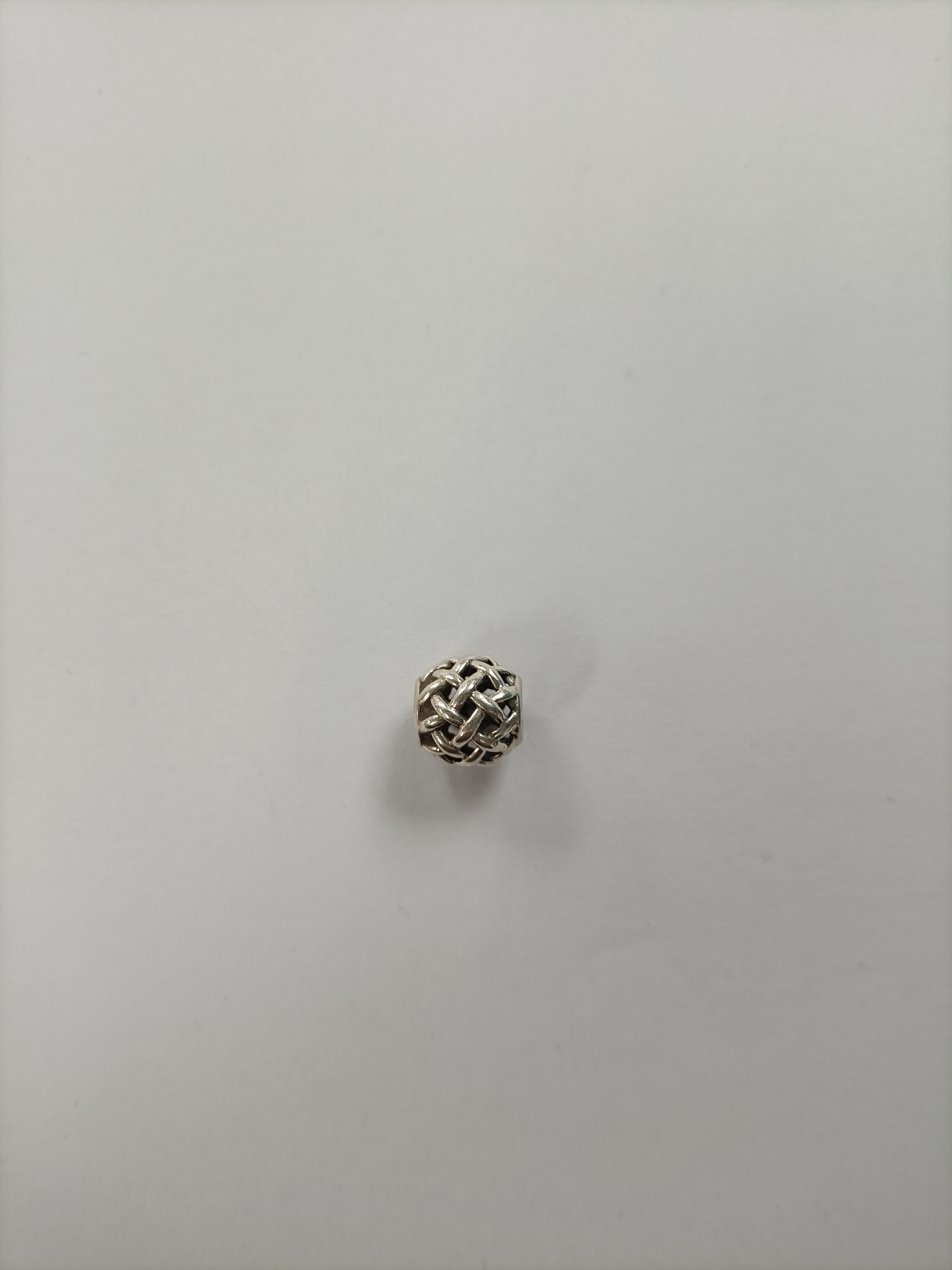 Product photo for Pandora Oval Crossing Charm