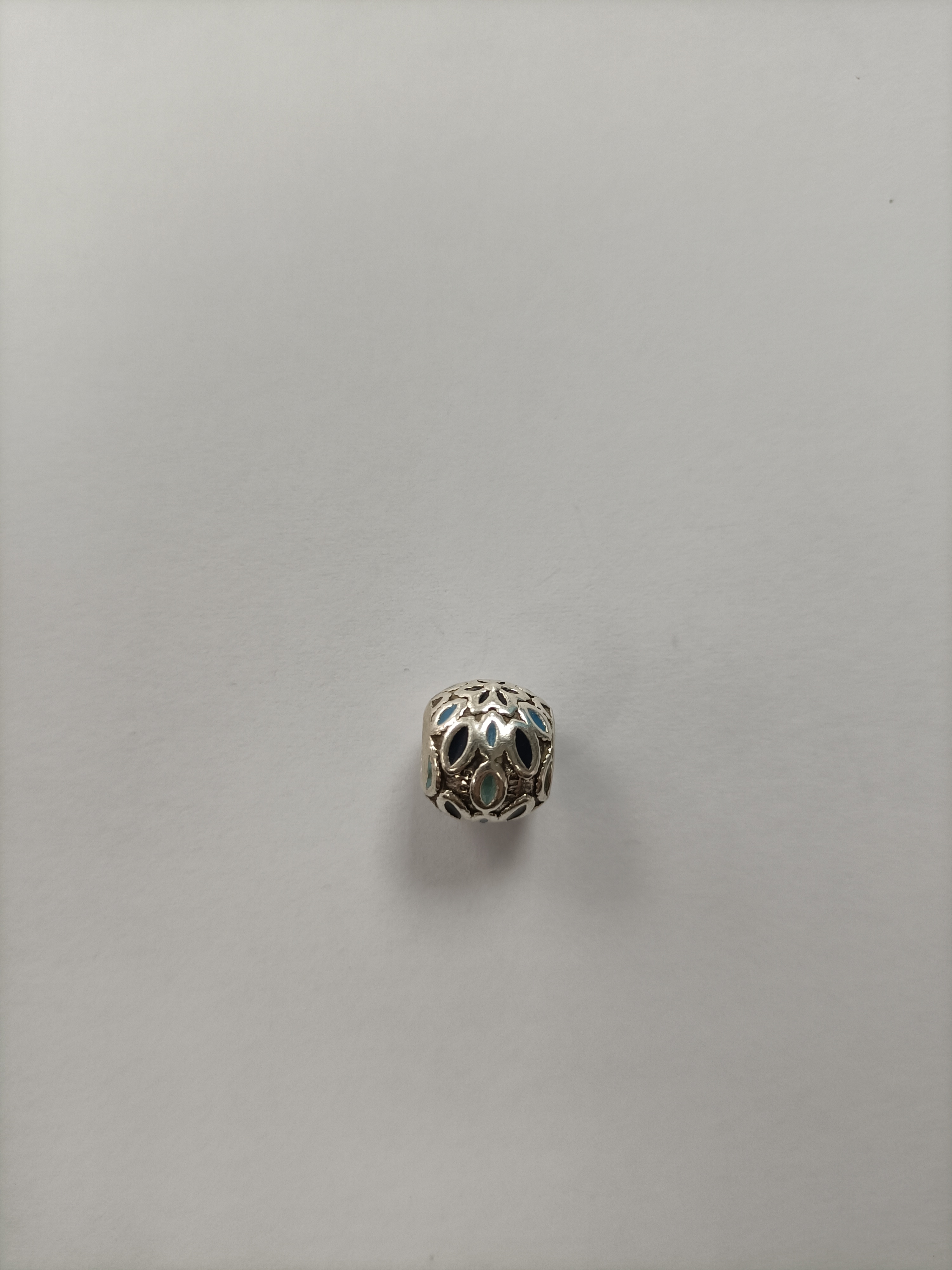 Product photo for Pandora Blue Floral Oval Charm