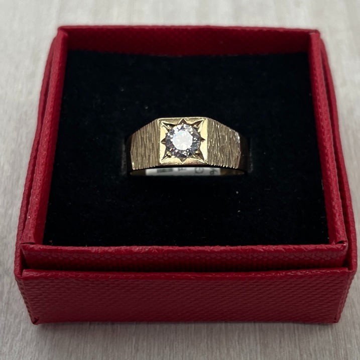 Product photo for C J Pre-Owned 9ct Gold CZ Ring