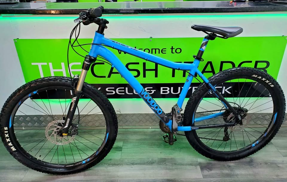 Product photo for Voodoo Hoodoo Mountain Bike (Wheel Size: 27