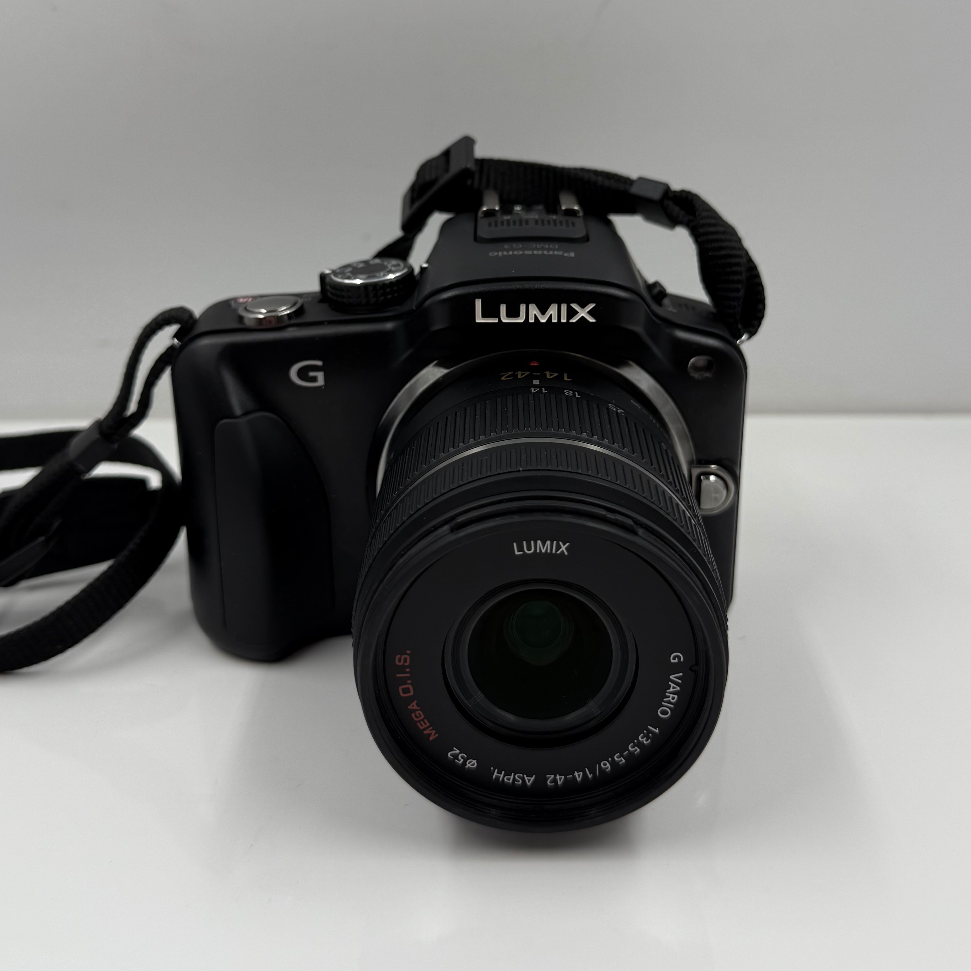 Product photo for PANASONIC LUMIX DMC-G3 & 14-42mm LENS
