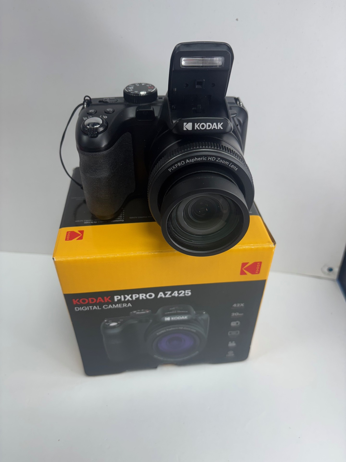 Product photo for KODAK PIXPRO BOXED AZ425