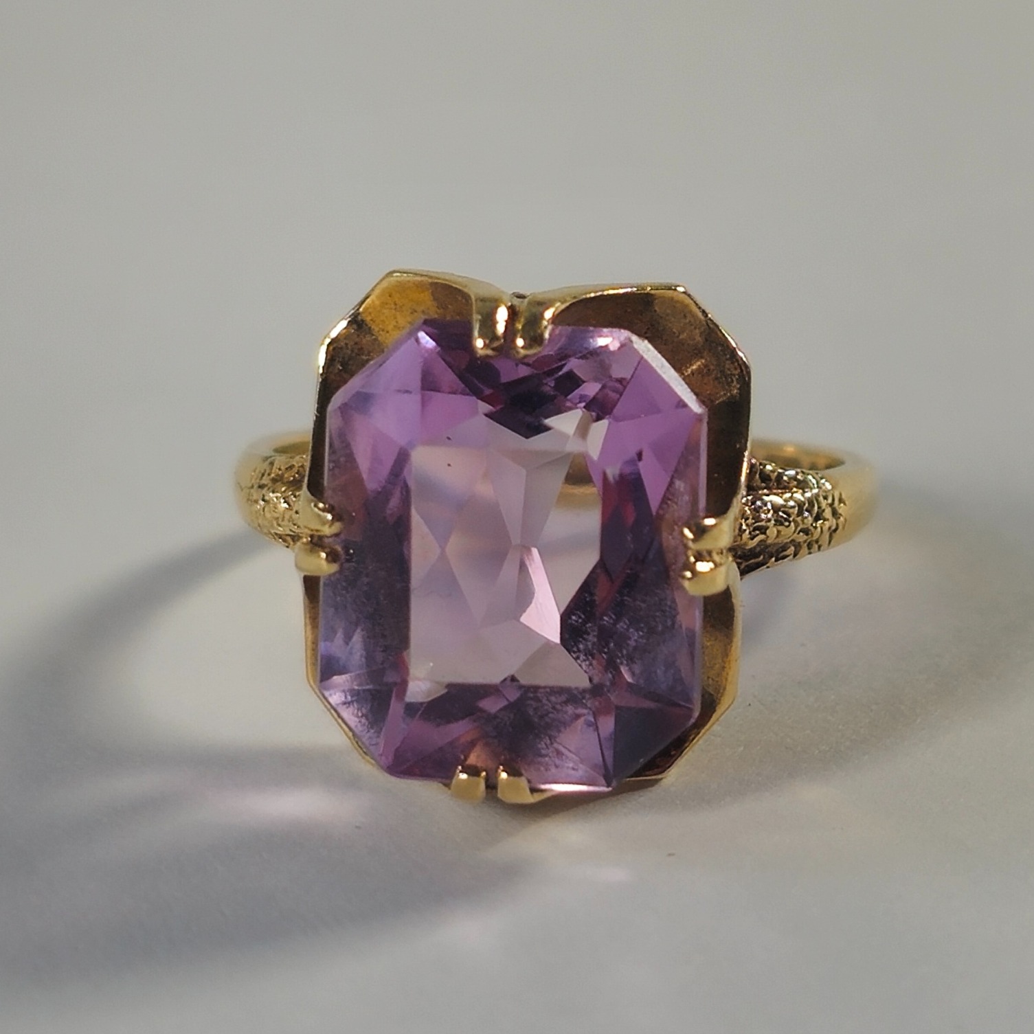 Product photo for 9ct Gold Purple Rectangle Buttercup Flower Ring Size K1/2