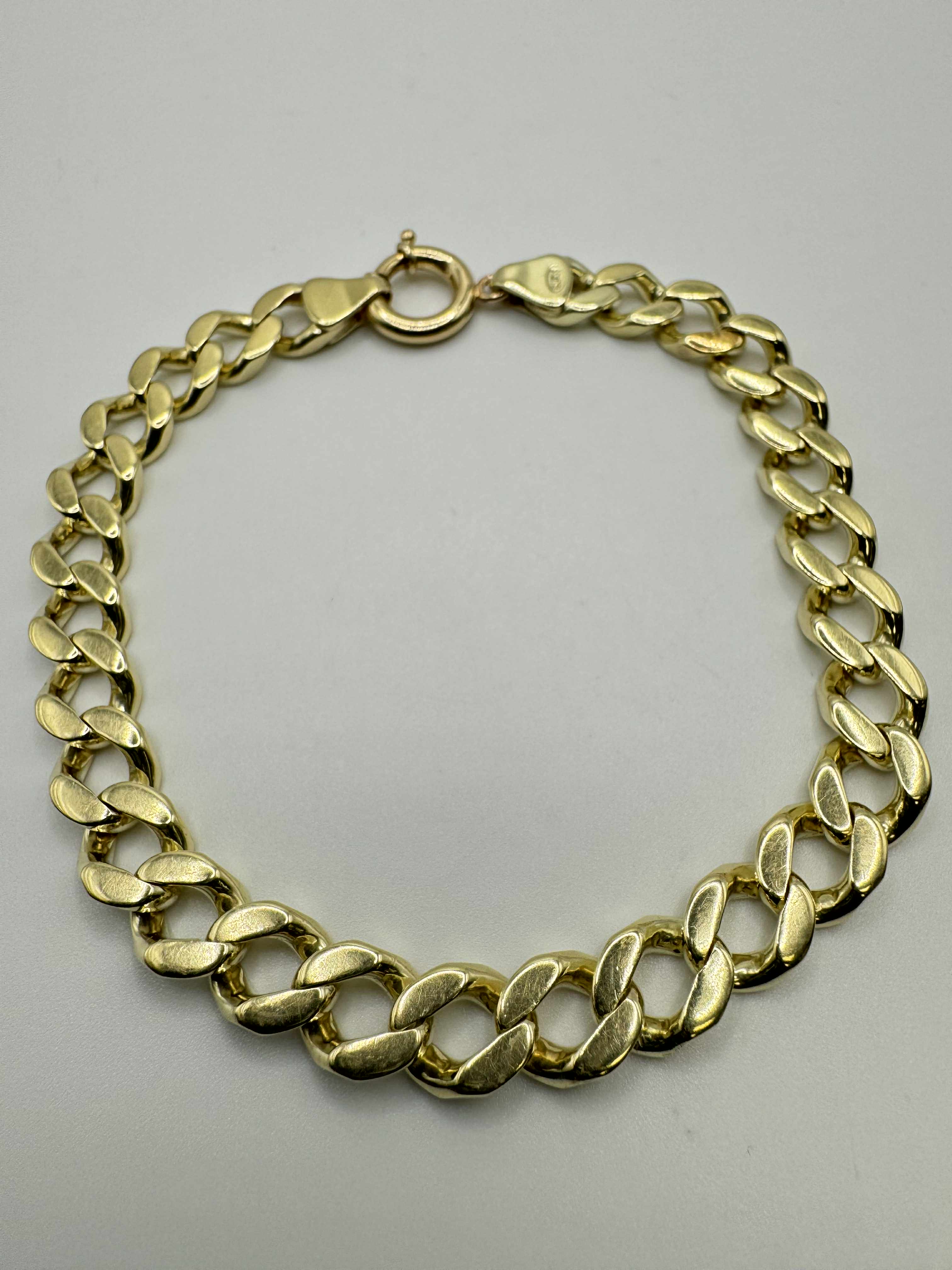 Product photo for 14ct Thick Curb Bracelet