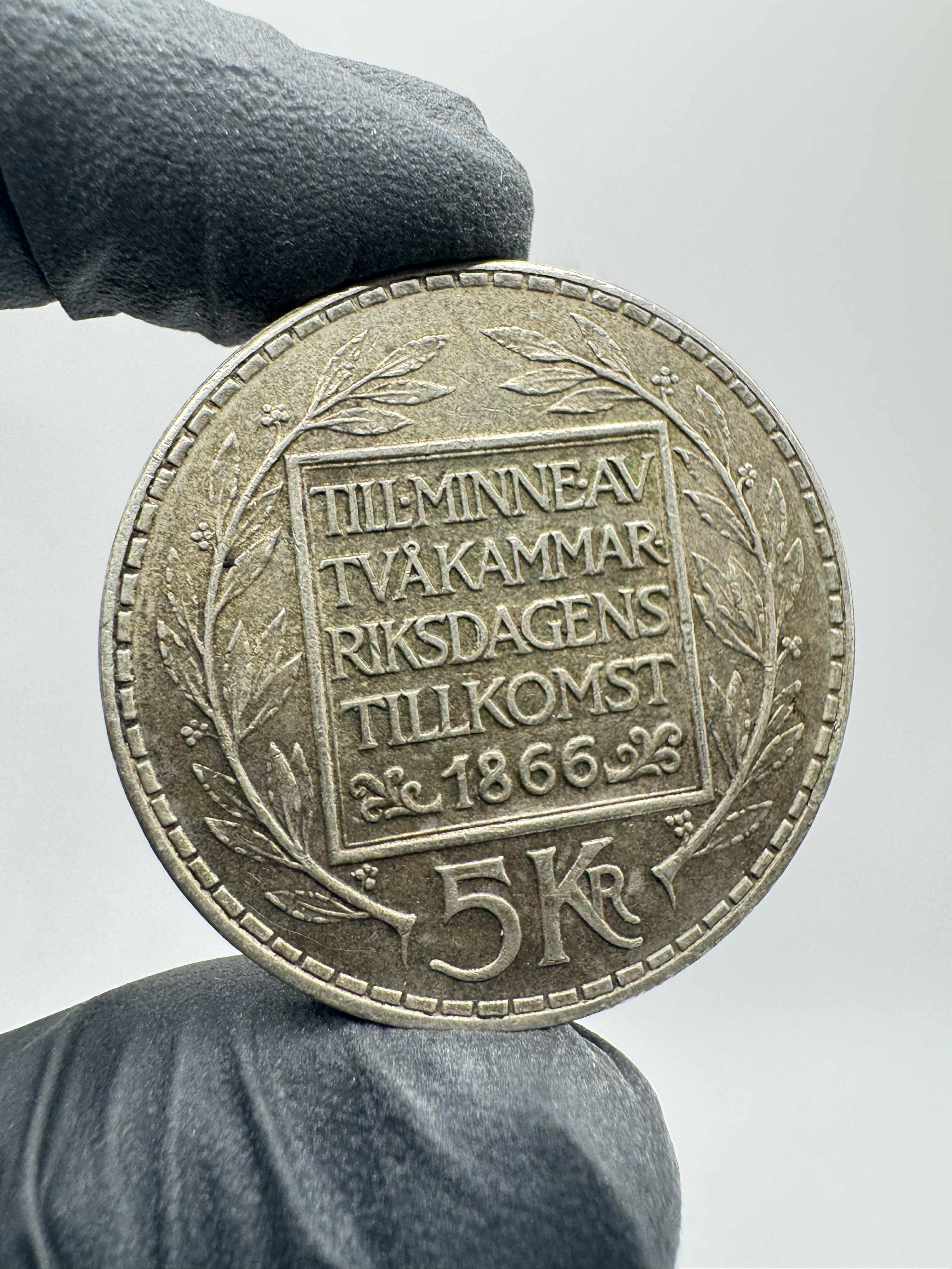 Product photo for Silver Swedish 5 Kronor 