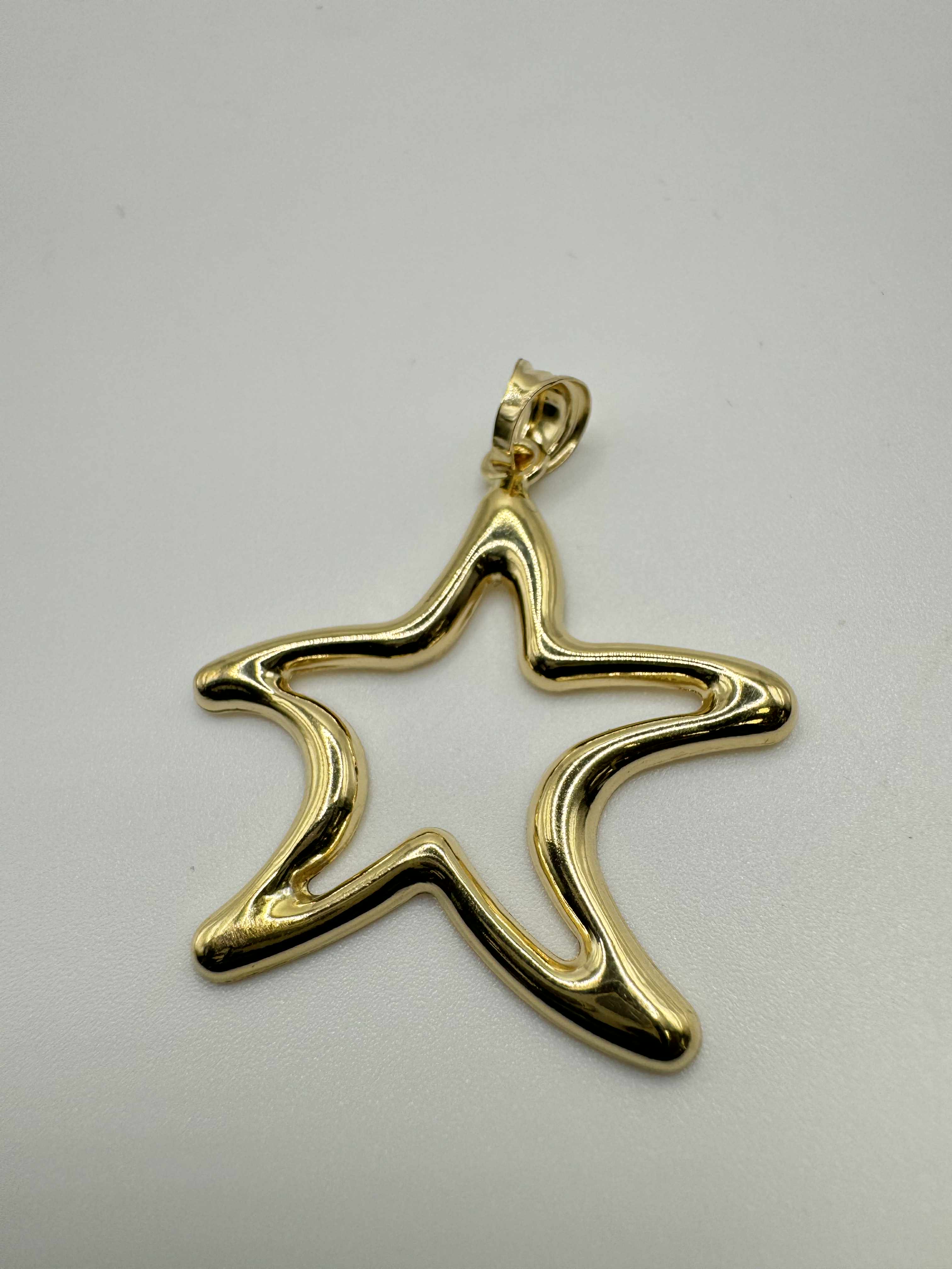 Product photo for 18ct Starfish Pendant