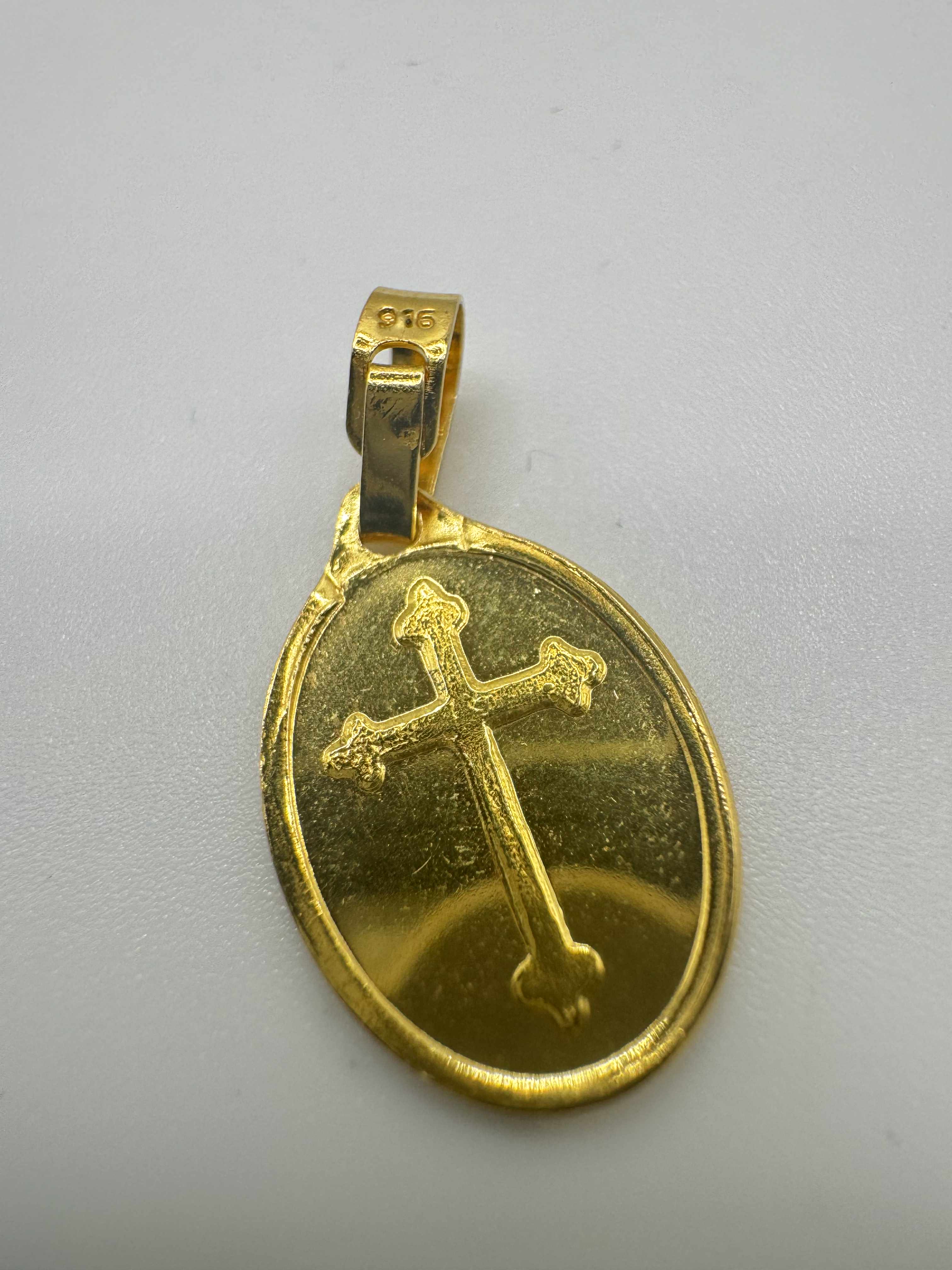 Product photo for 22ct Cross Pendant