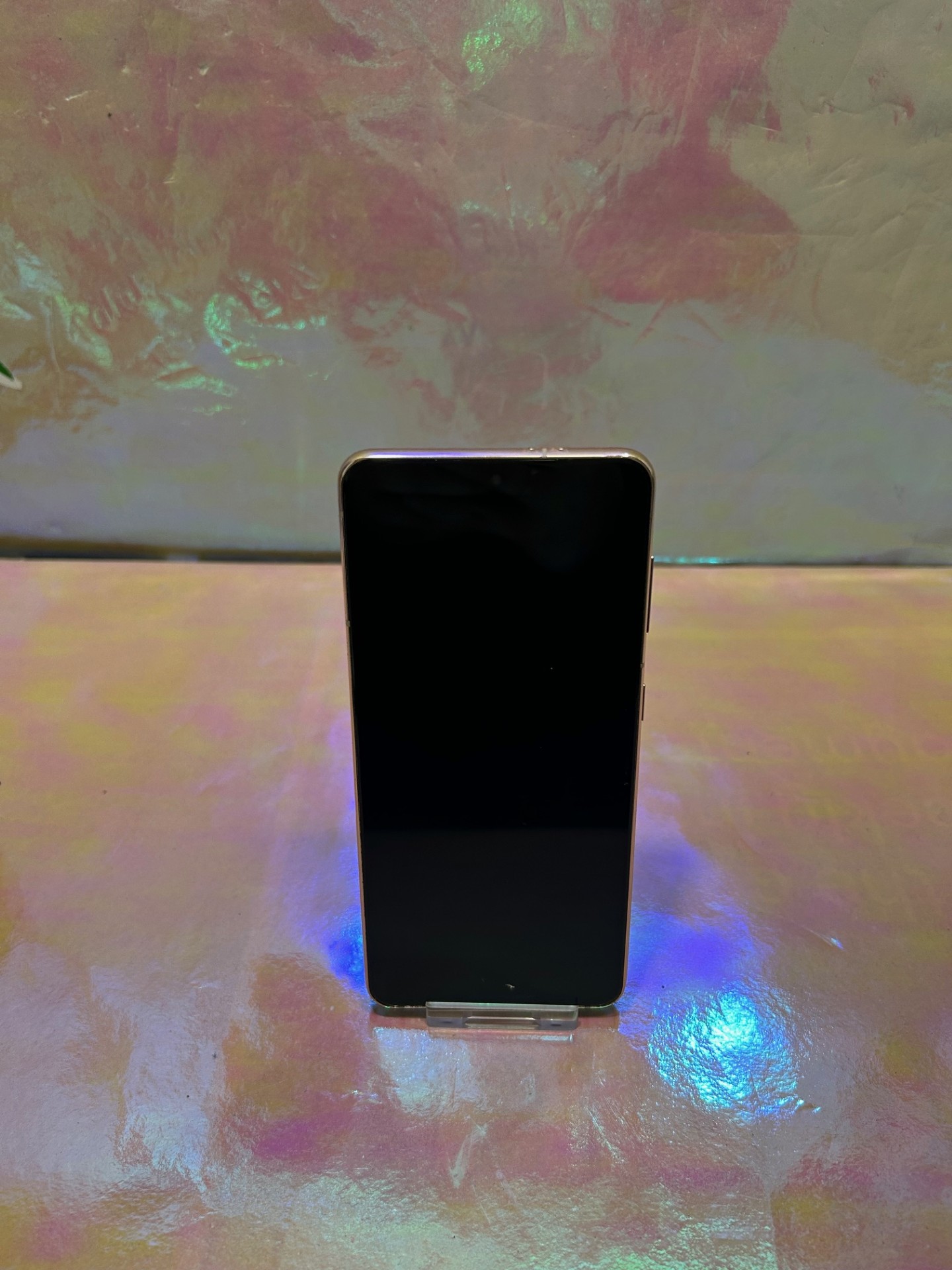 Product photo for Samsung S21 5G - 128GB Unlocked Purple