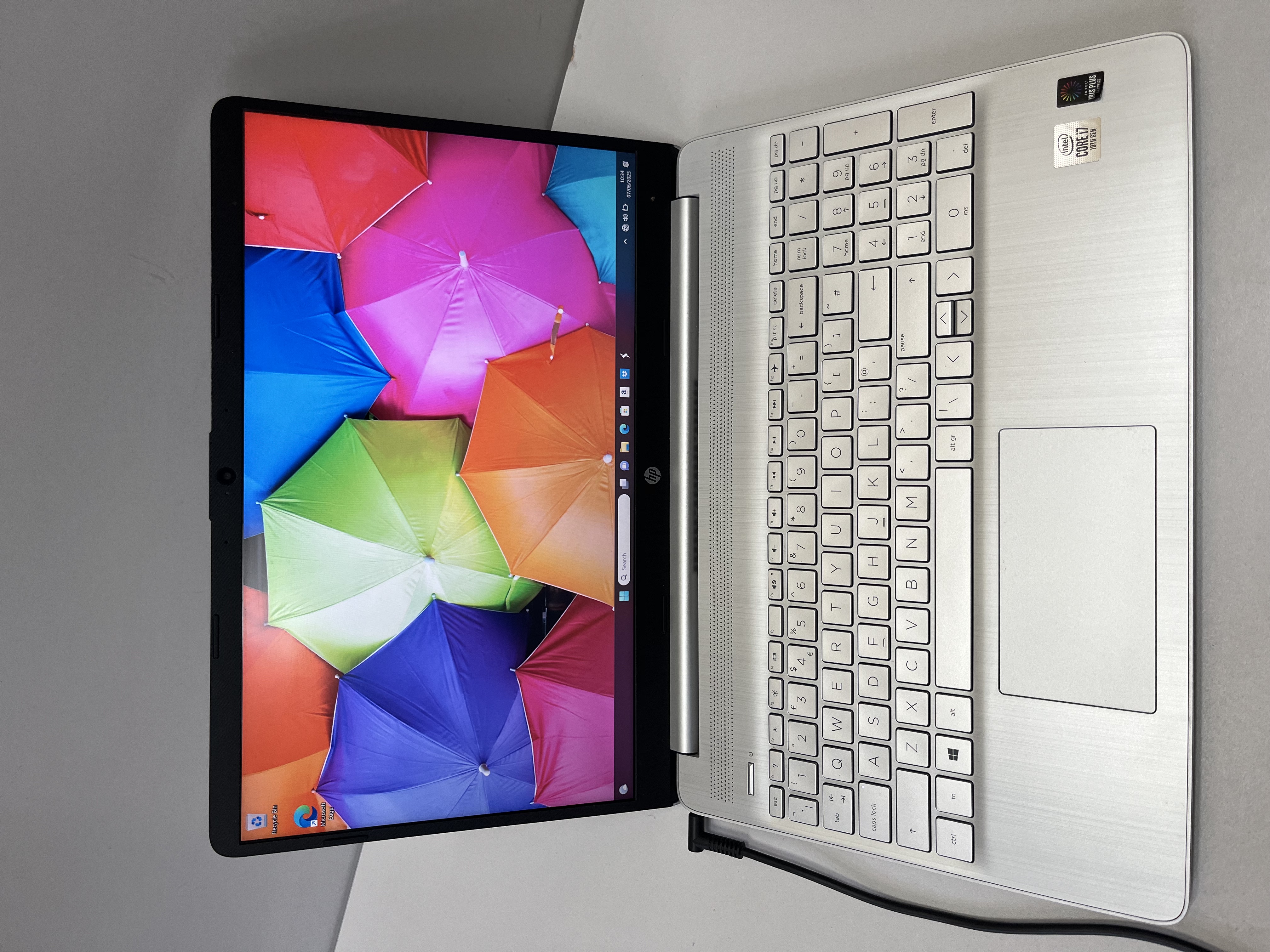 Product photo for HP Laptop 15s-fq1xxx