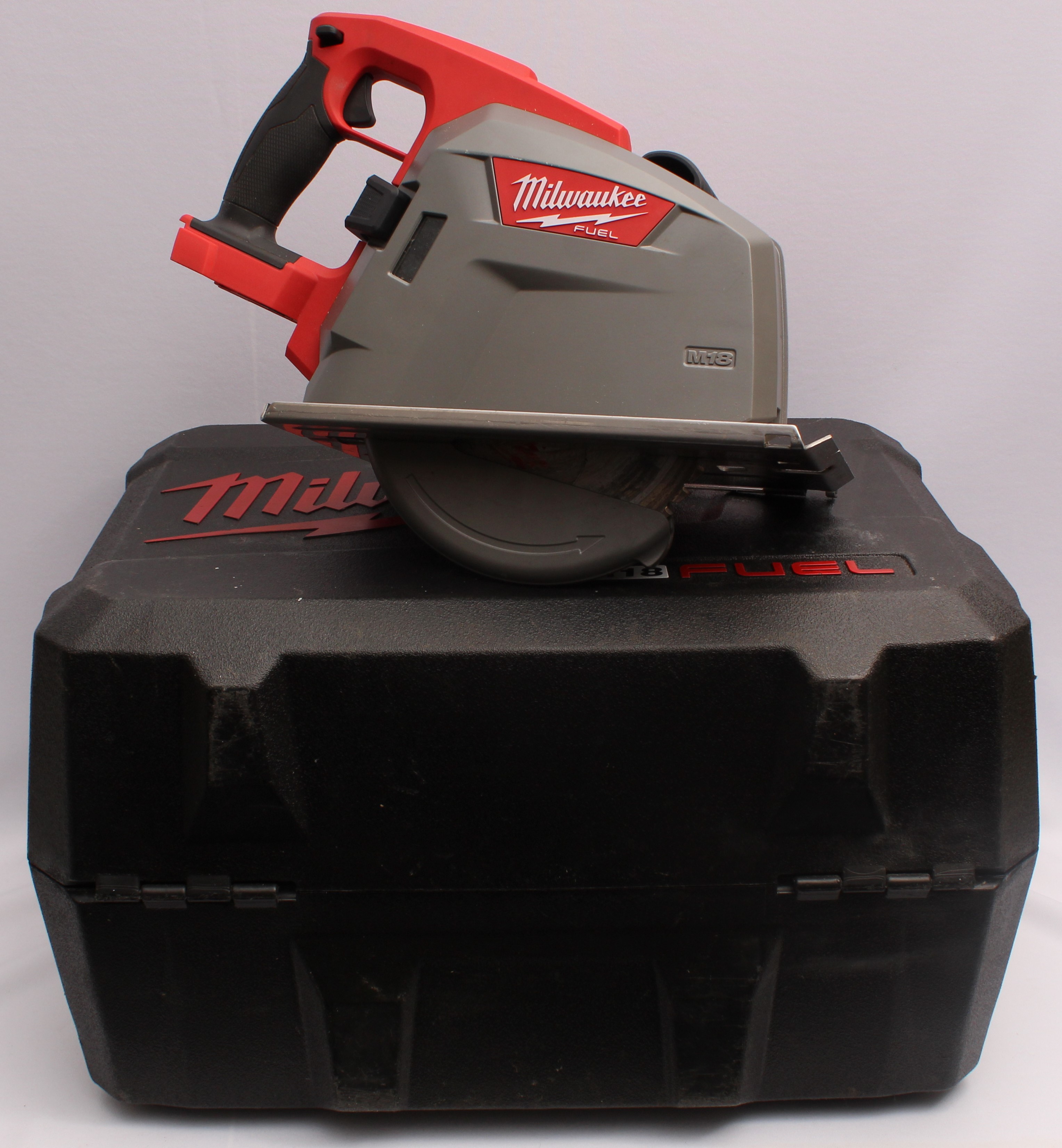 Product photo for Milwaukee M18 Fuel 18V Brushless Cordless Circular Saw (U)