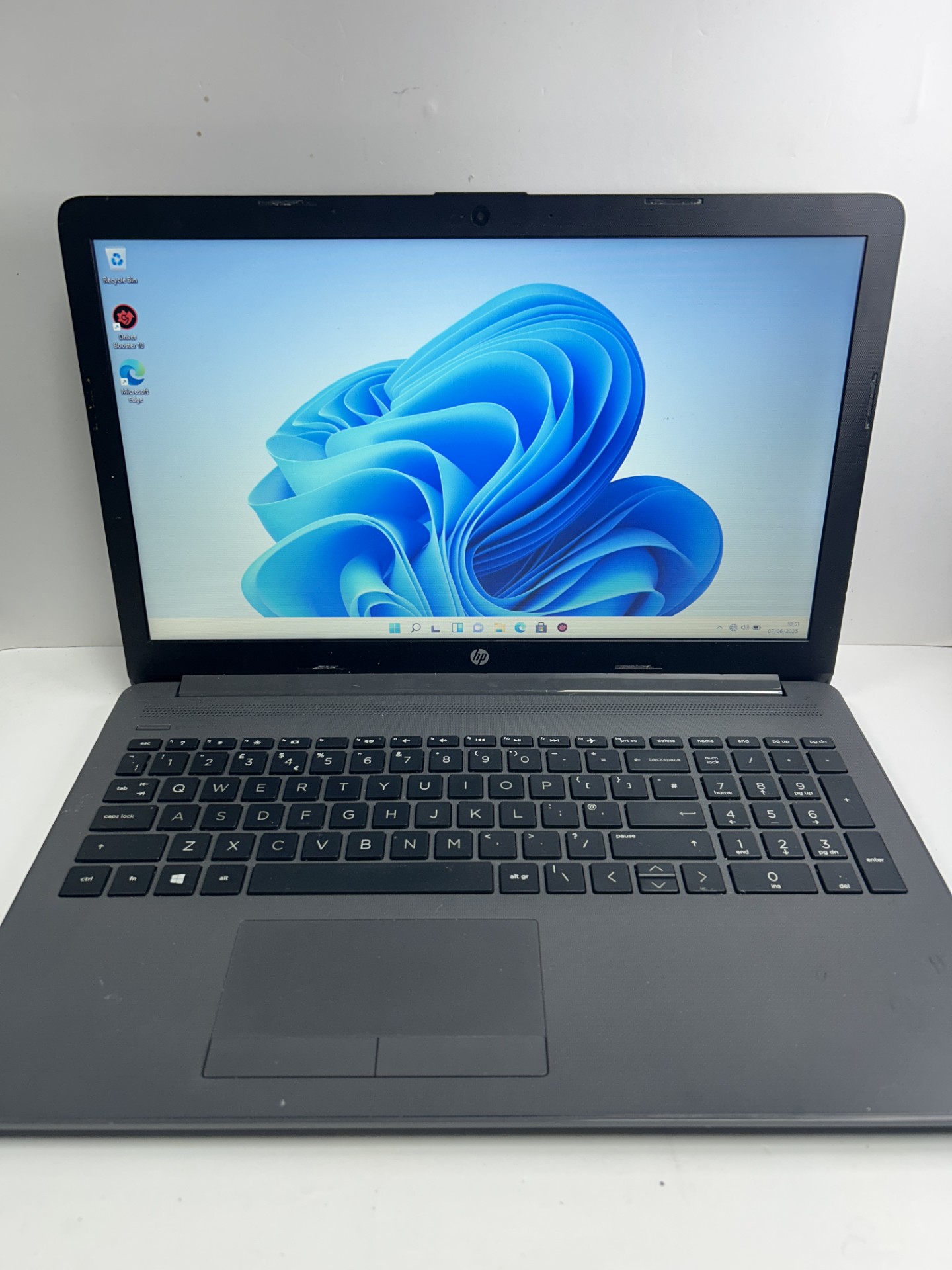 Product photo for HP Z250 G7 NOTEBOOK INTEL CORE I5 8TH GEN 8GB RAM 256GB SSD WINDOWS 11 PRO GREY UNBOXED