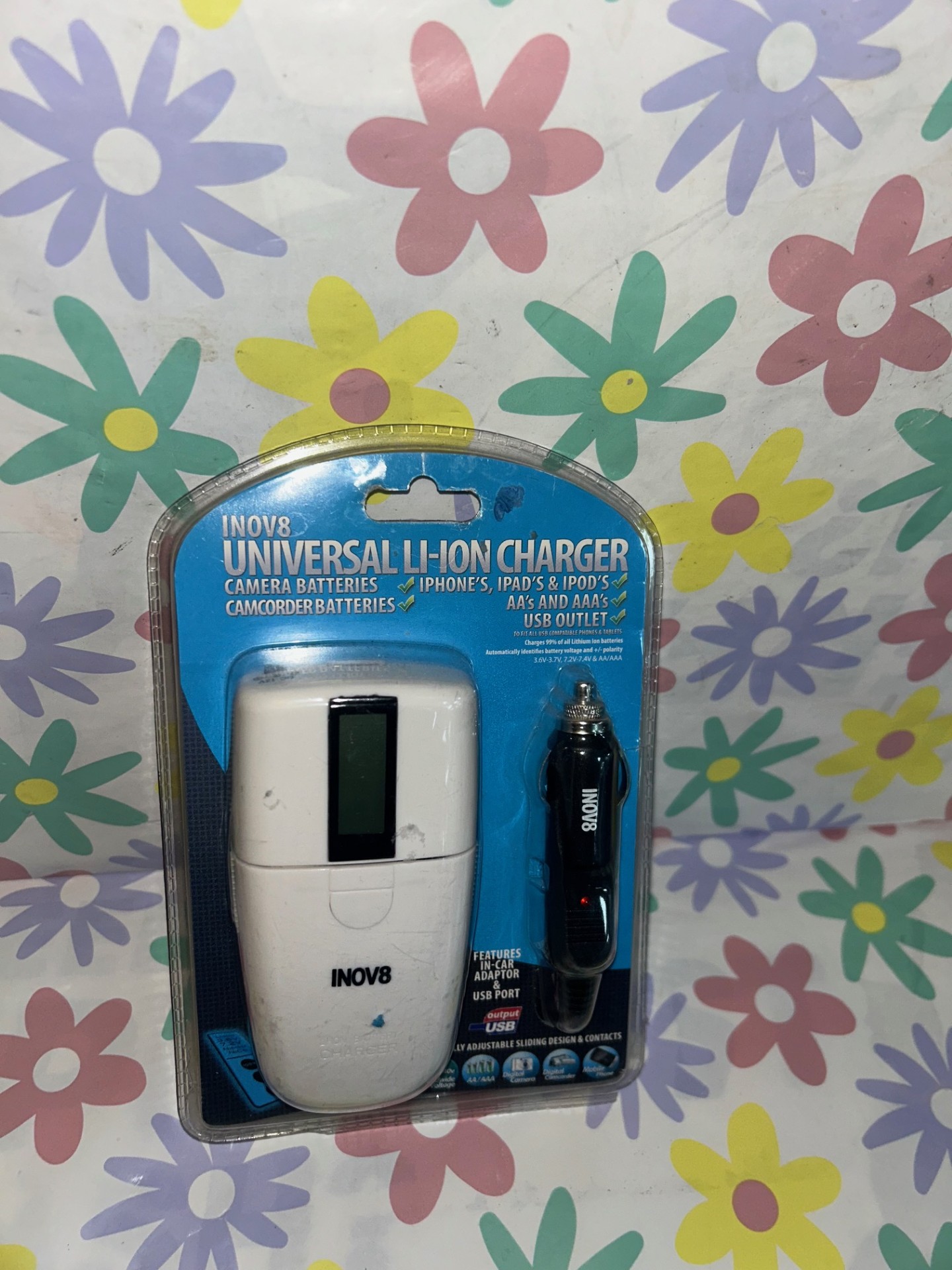 Product photo for UNIVERSAL LI-ION CHARGER