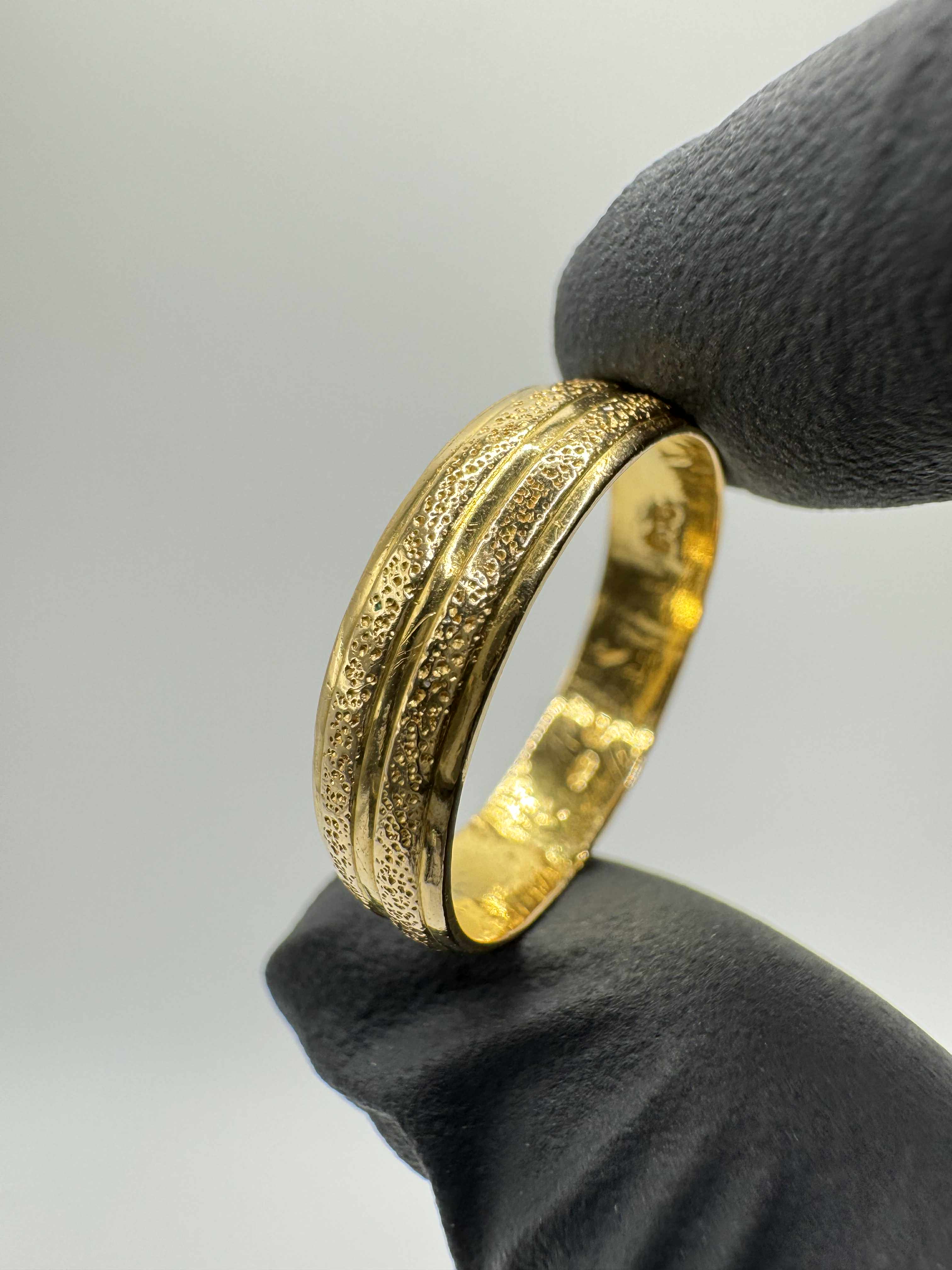 Product photo for 22ct Textured Band Ring