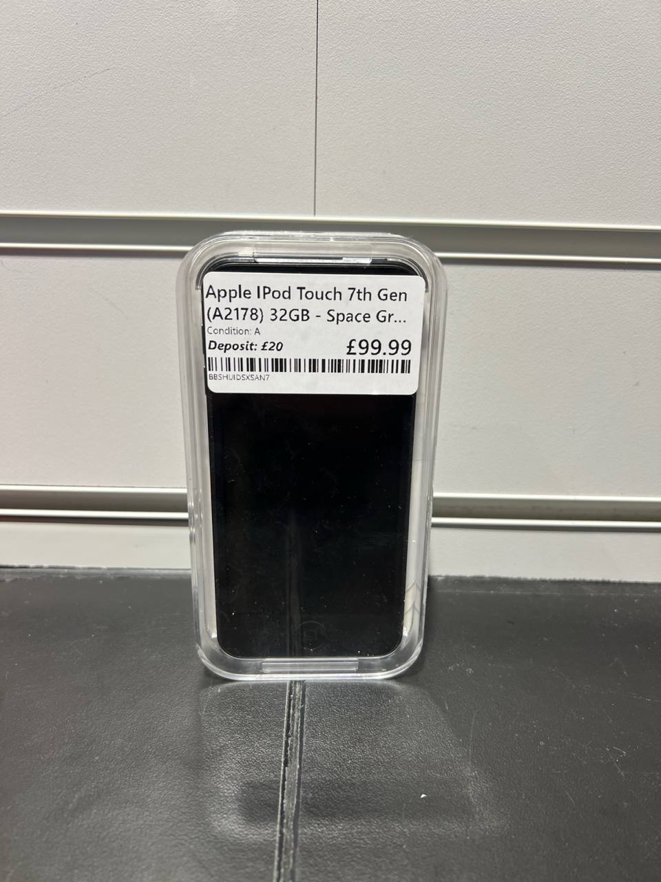 Product photo for Apple iPod Touch 7th Gen (A2178) 32GB - Space Grey
