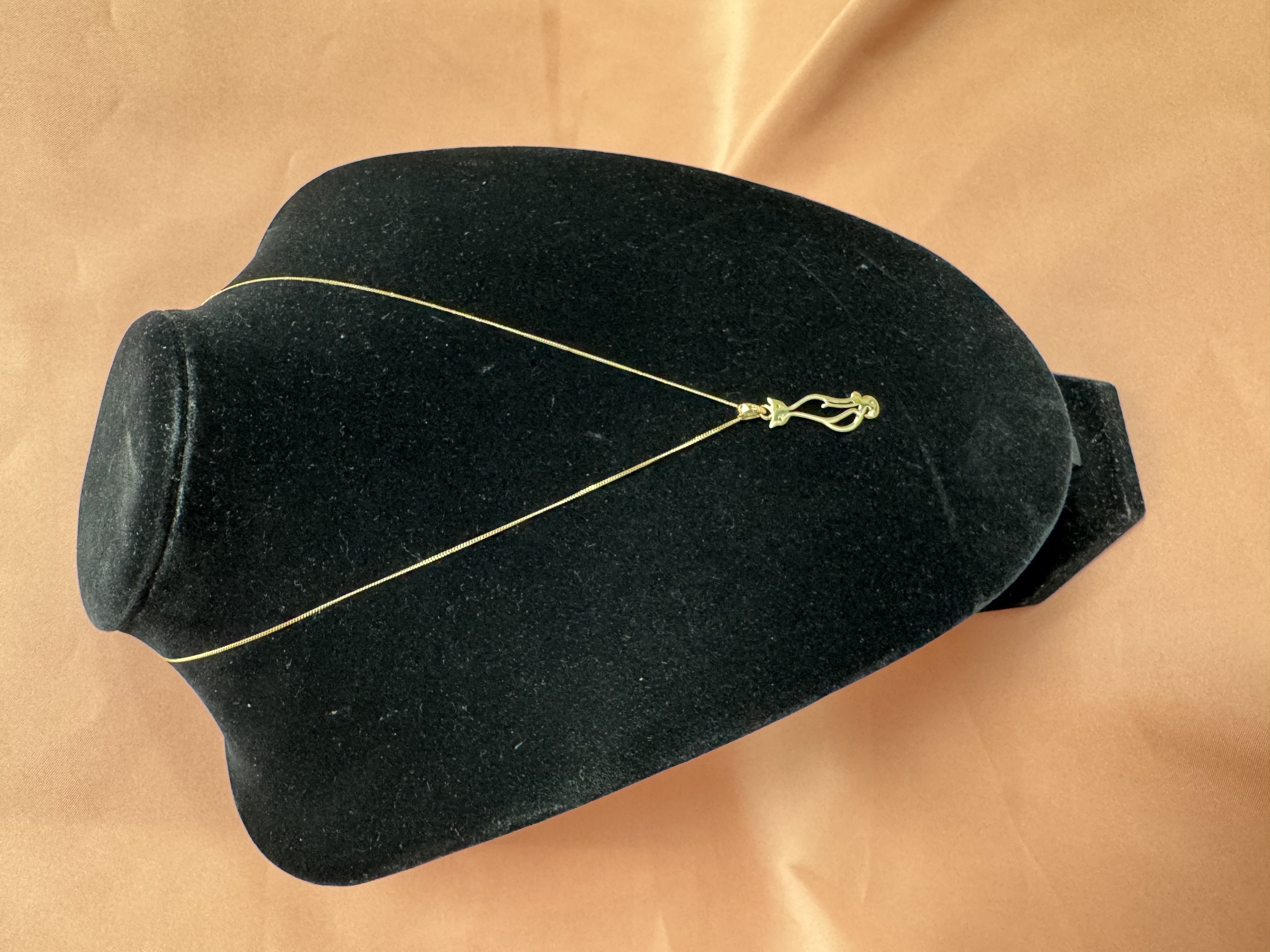 Product photo for 10ct Gold Cat Pendant on 9ct Chain Elegant & Unique