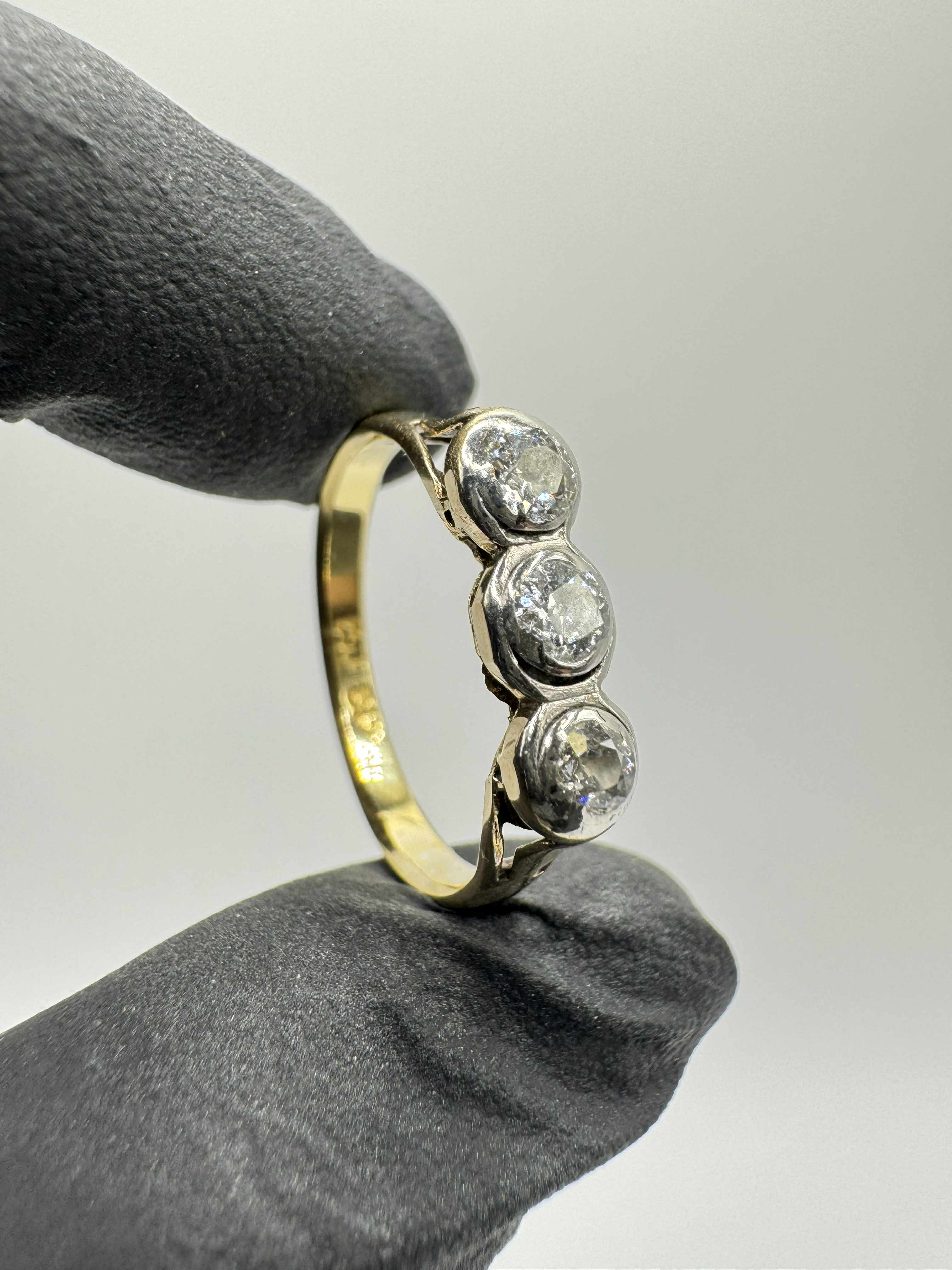 Product photo for 18ct Three Stone Briliant Cut Diamond Ring