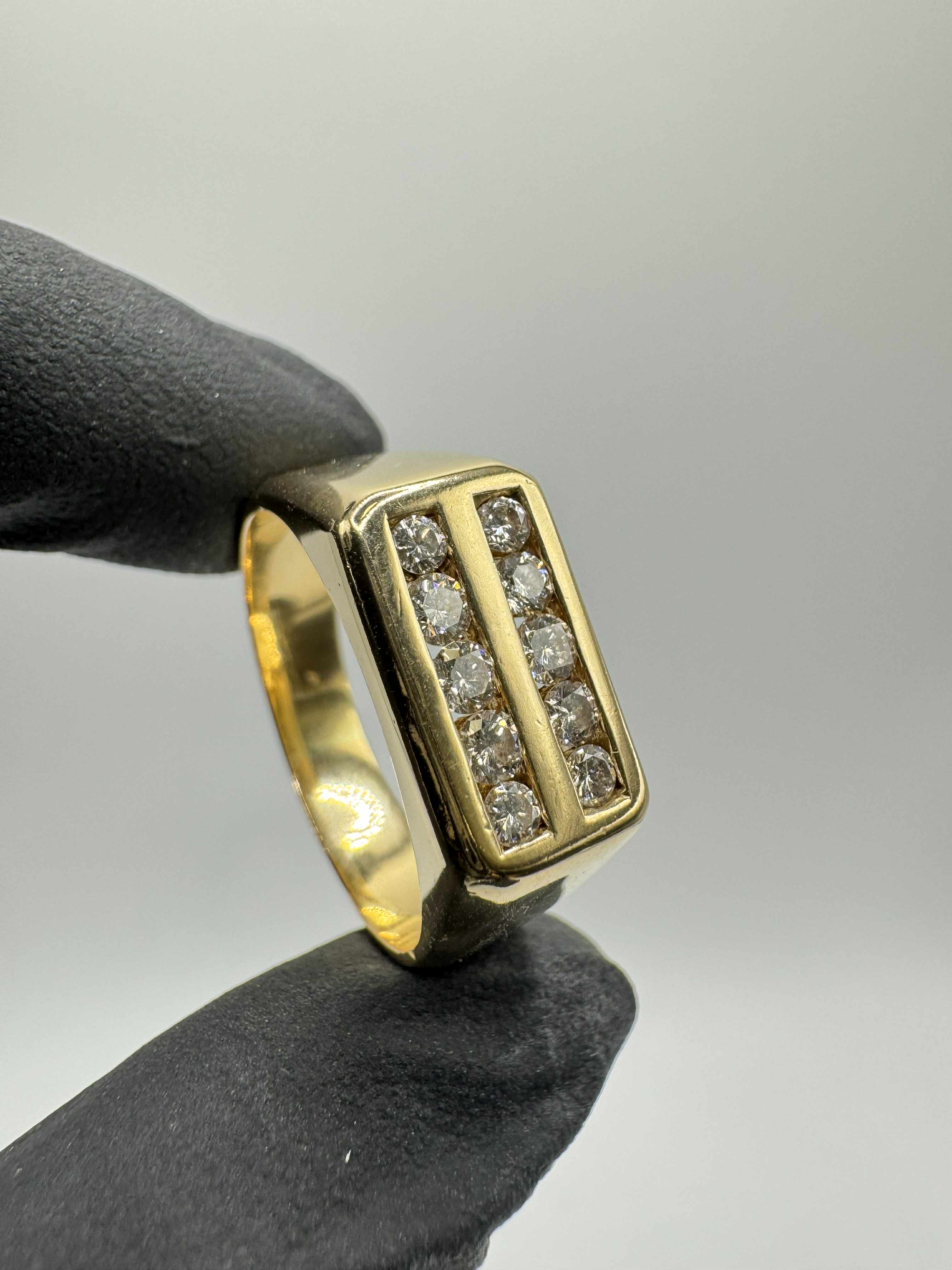 Product photo for 18ct Two Set Diamond Signet Ring