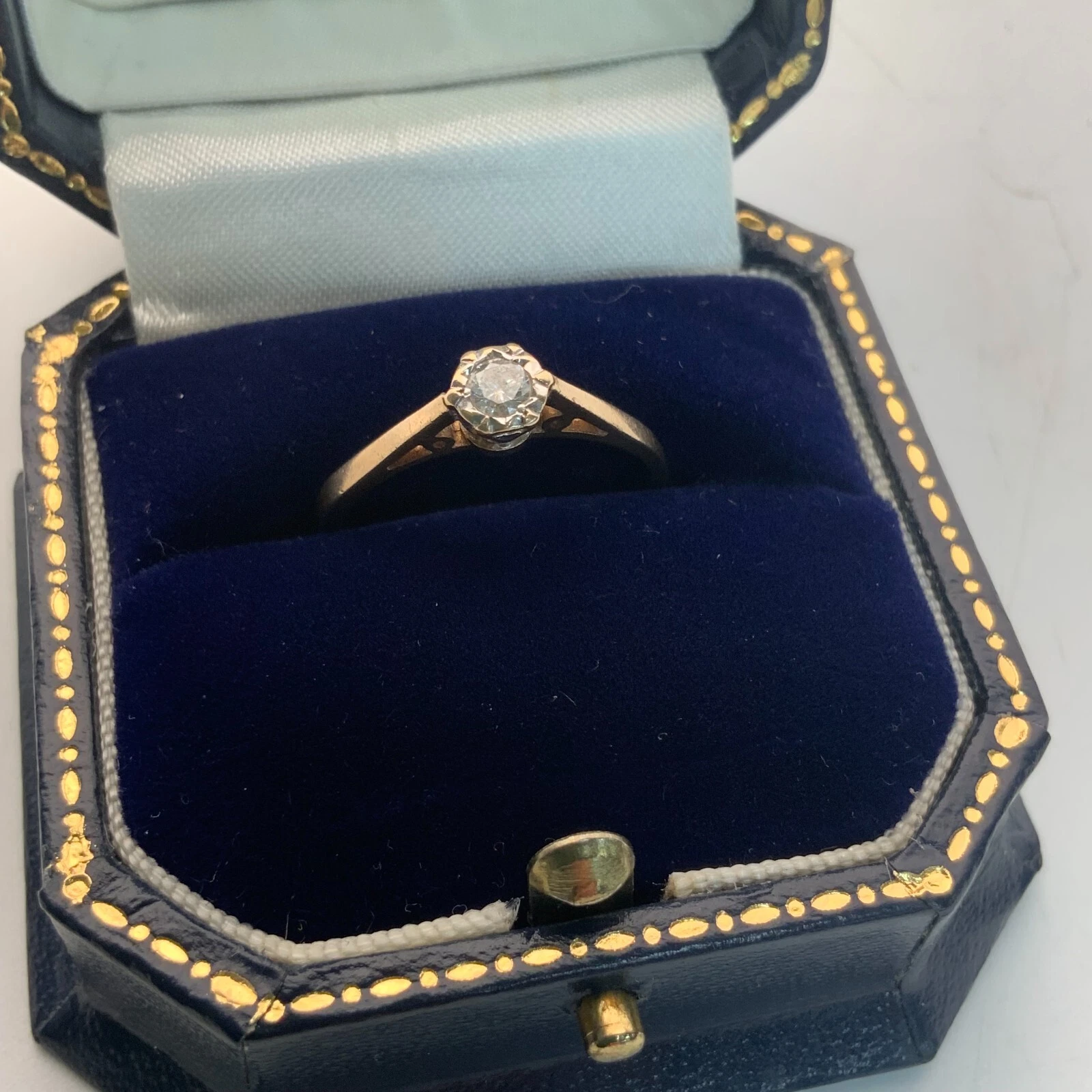 Product photo for 9ct Gold Diamond Solitaire Ring .10pts Size O