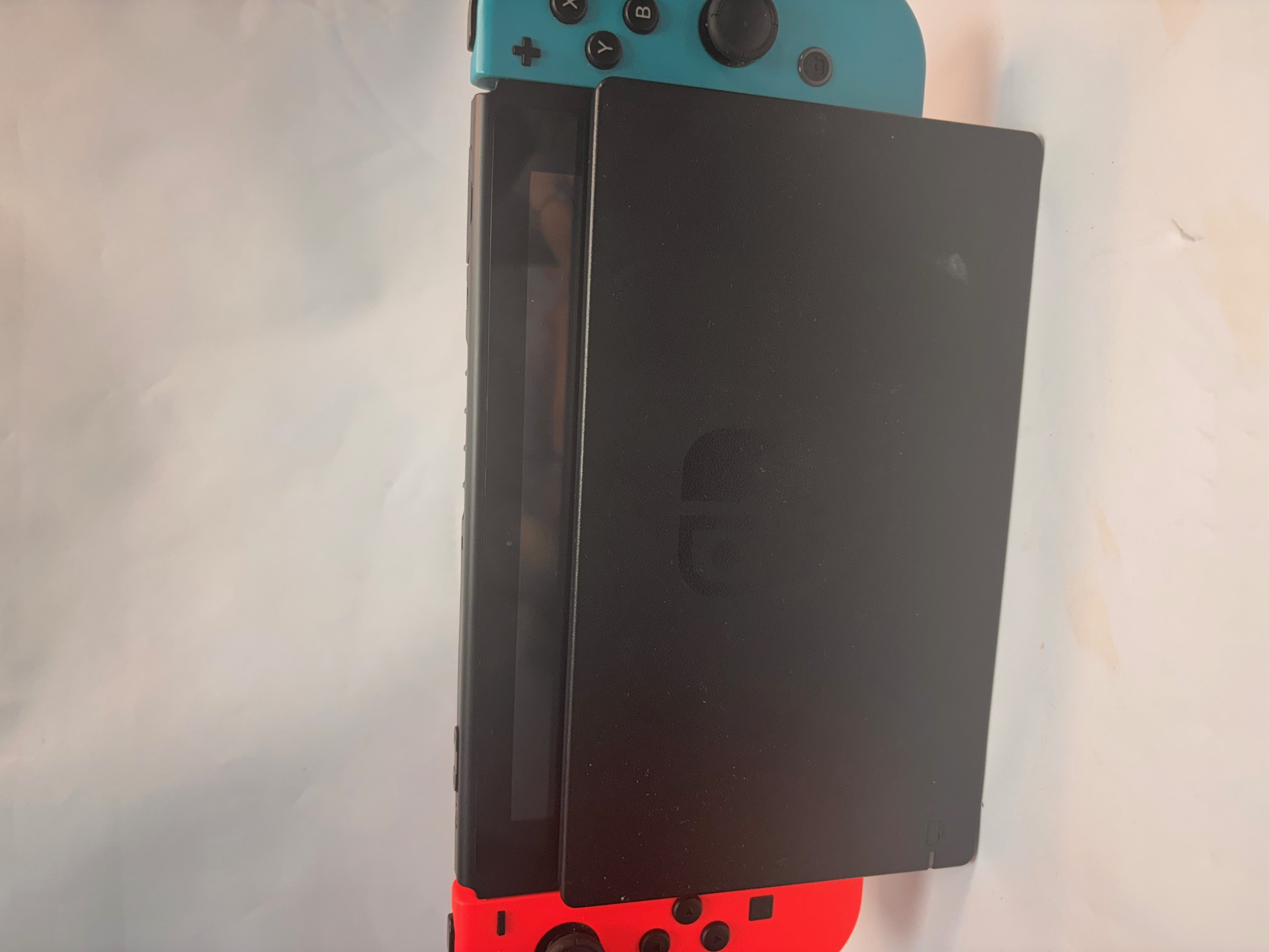 Product photo for nintendo SWITCH CONSOLE WITH DOC