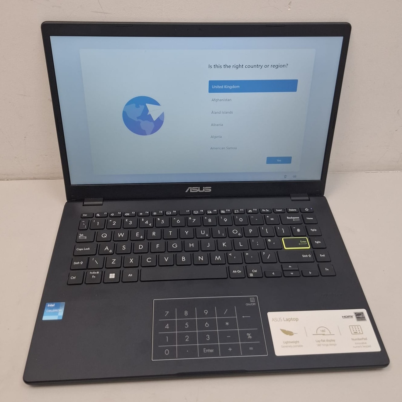 Product photo for ASUS vivobook E410KA / intel Celeron n4500 4GB RAM 128GB SSD
