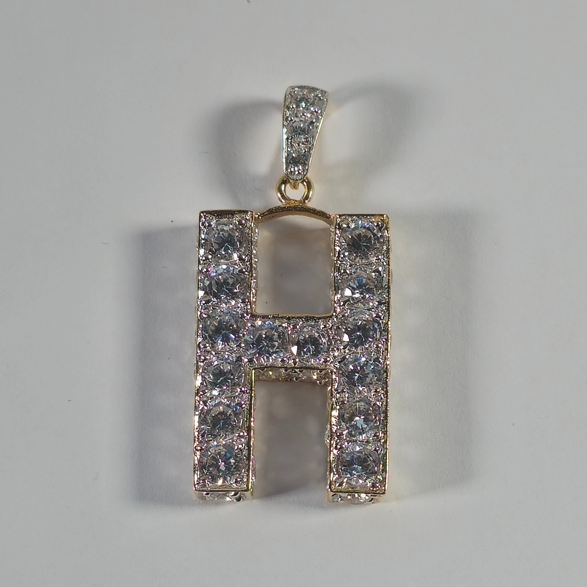 Product photo for 9ct Gold *CZ* H Pendant