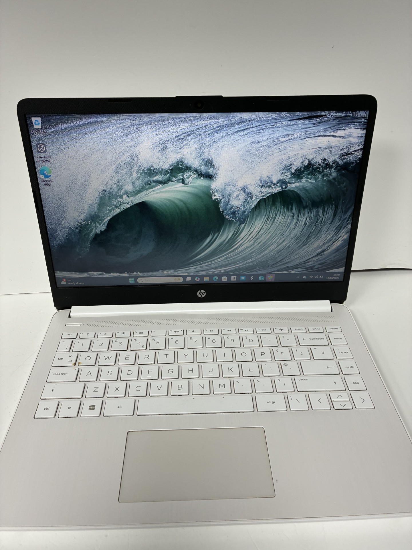 Product photo for HP laptop 14s 4gb ram 64gb ssd windows 11 home unboxed white