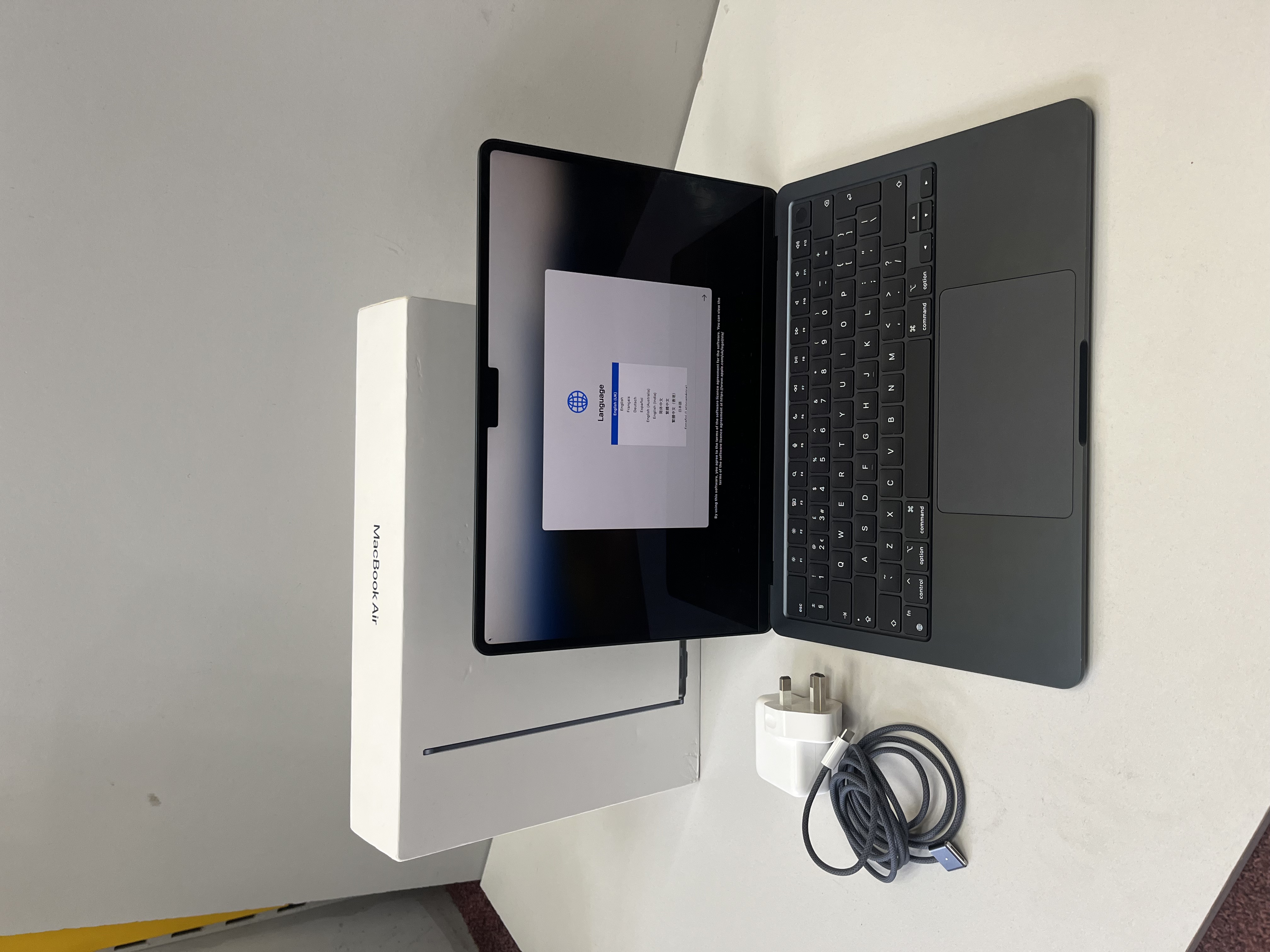Product photo for Macbook Air 13.6 M2 Chip