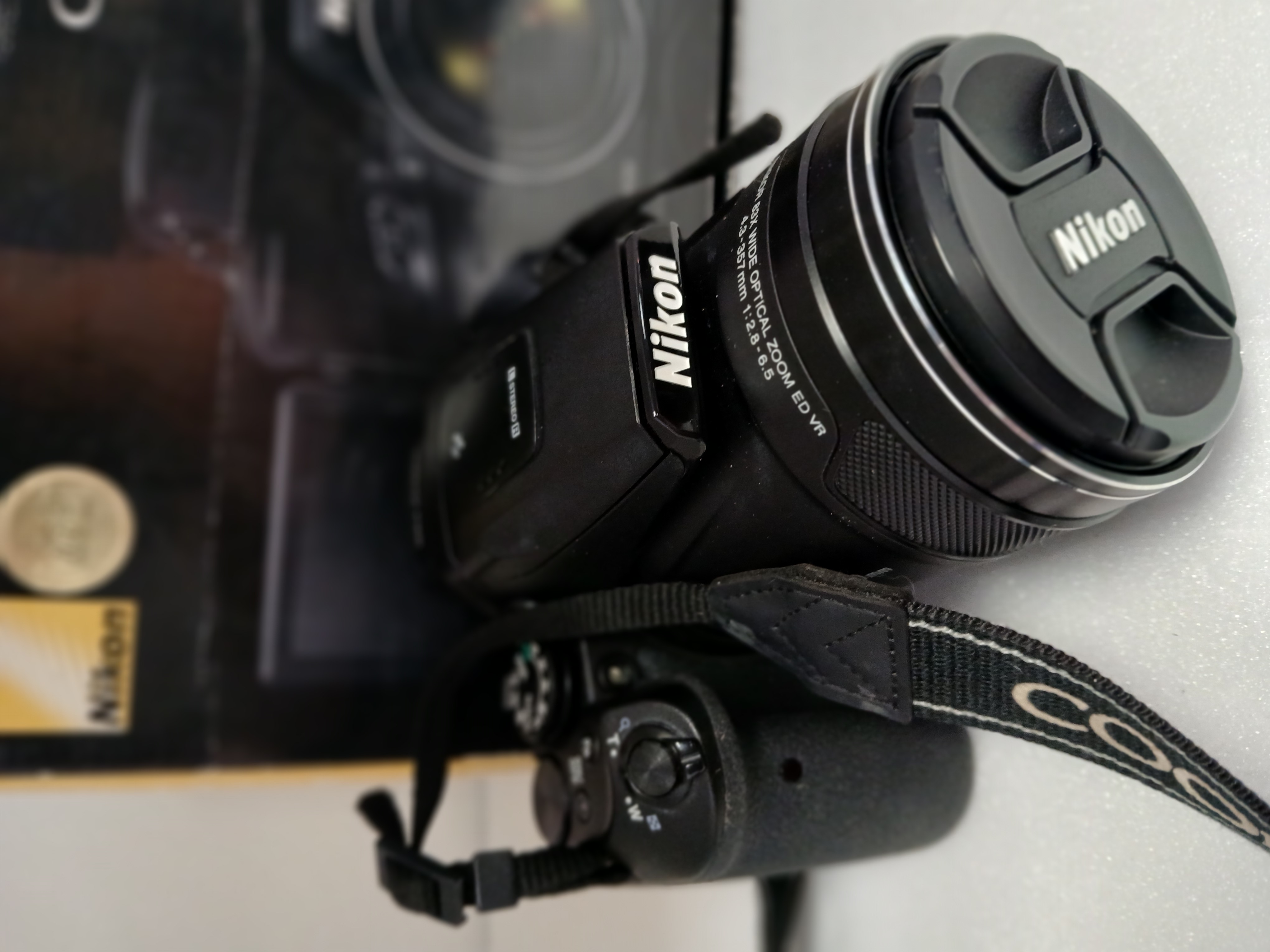 Product photo for Nikon Coolpix P900 16MP, B 2 BATTERIES